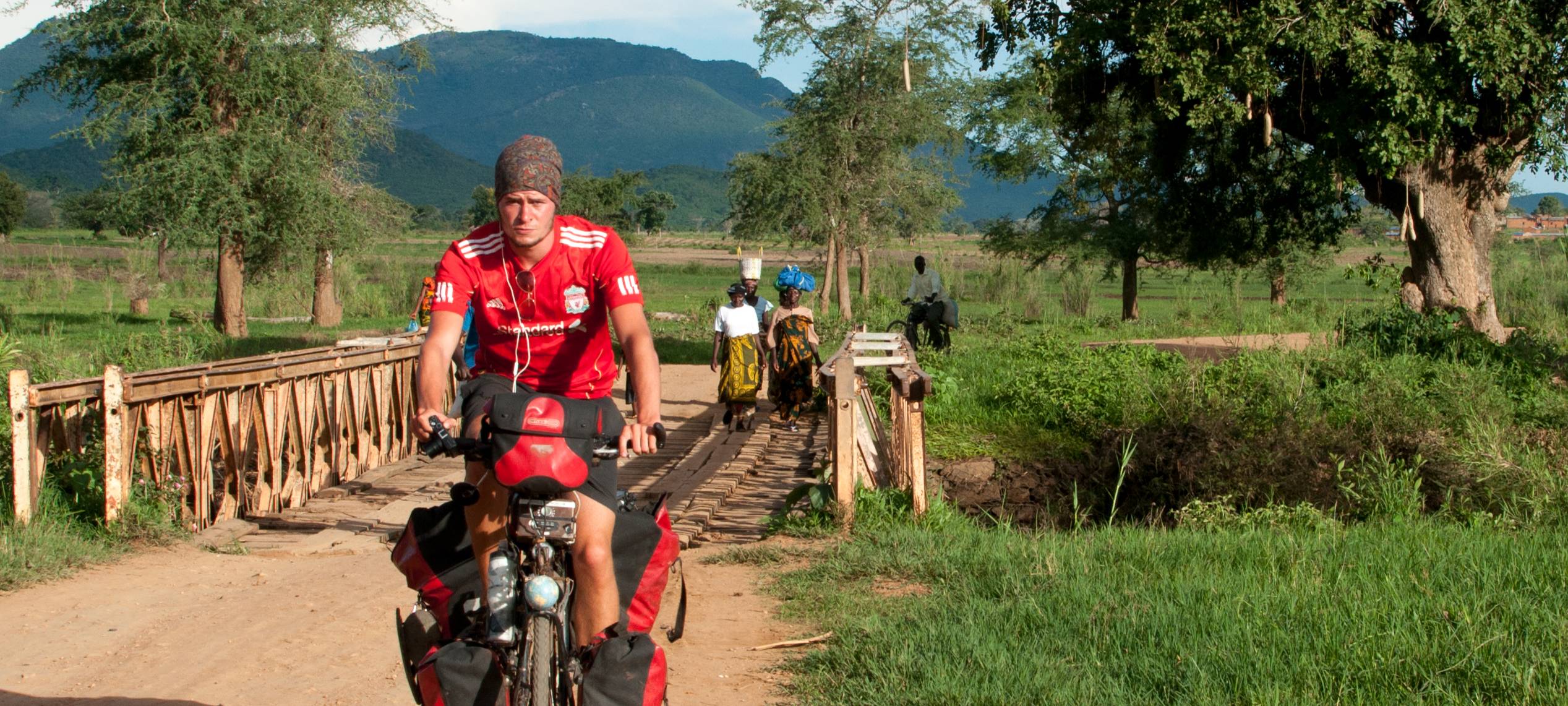 Fahrradabenteurer erzählt in Essen von seiner Reise durch Afrika