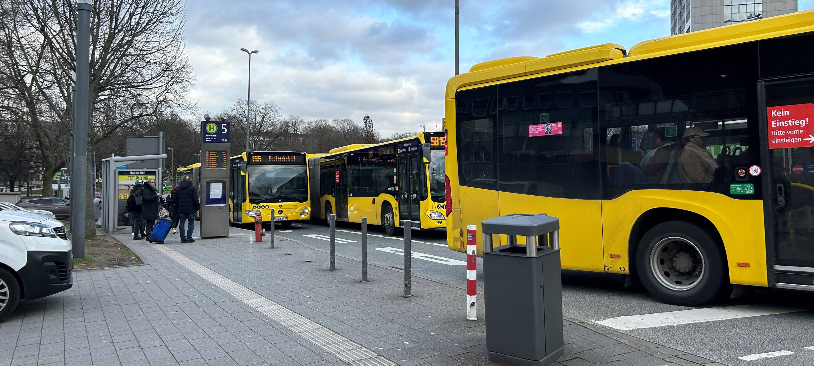 Viel Stau um Hauptbahnhof Essen - das ist der Grund