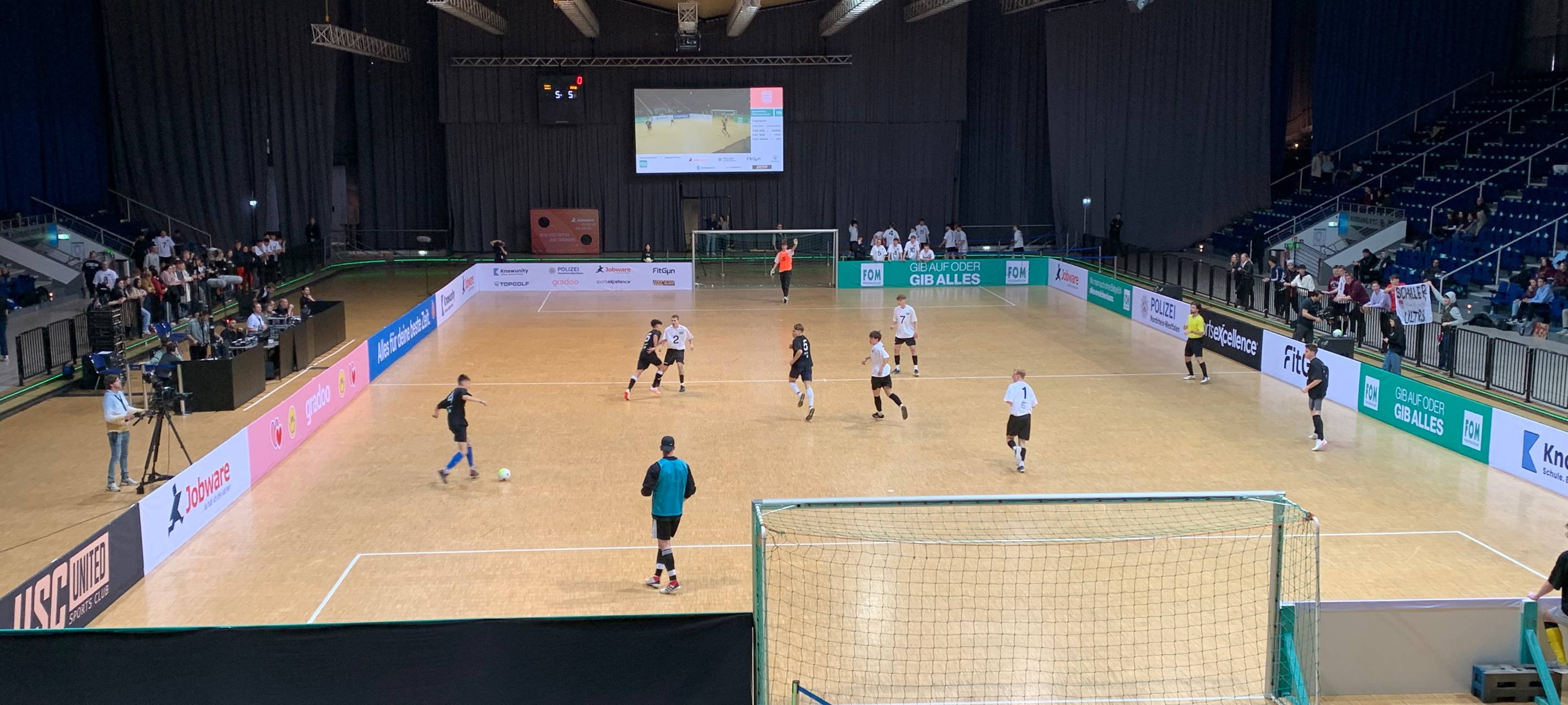 Soccer Cup 2024 in Essen: Heimspiel Grugahalle