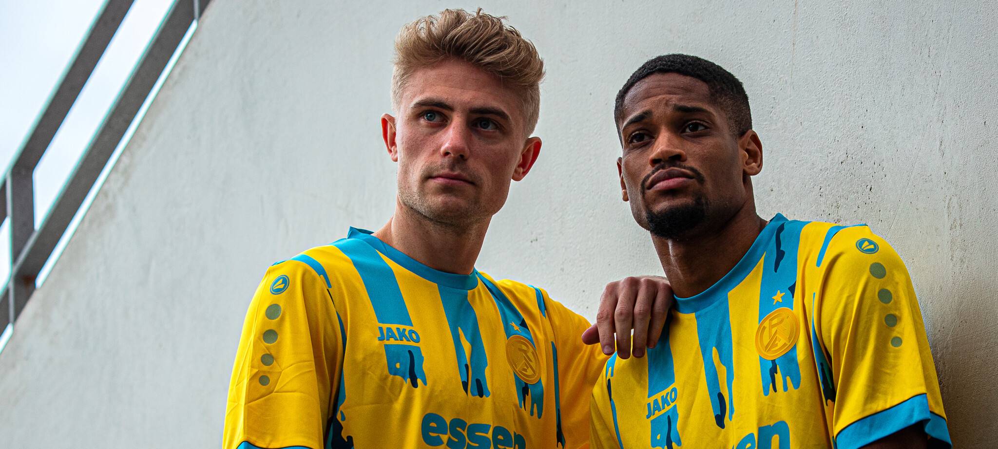 Rot-Weiss Essen und essendiese bringen Trikot raus