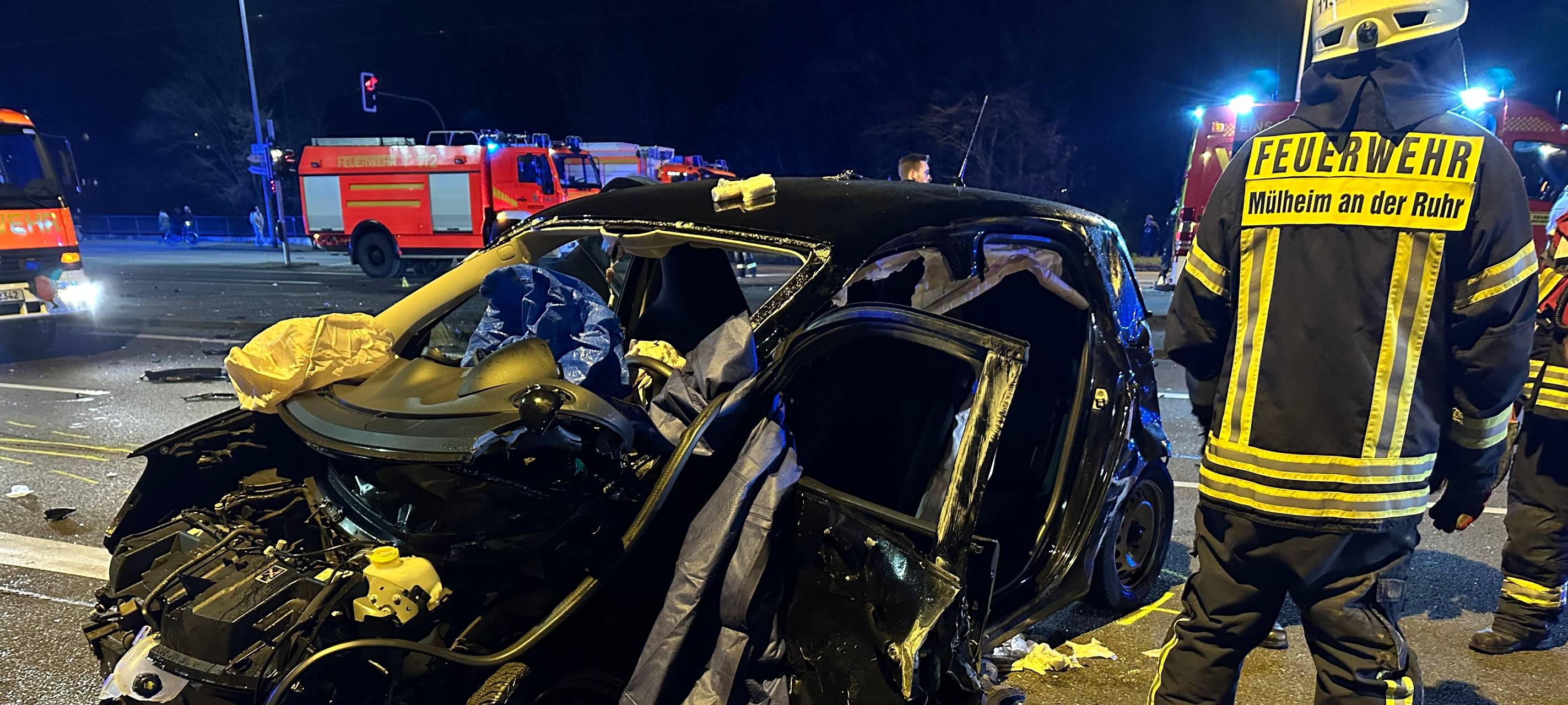 Schlimmer Unfall nahe Essen - Mehrere Schwerverletzte