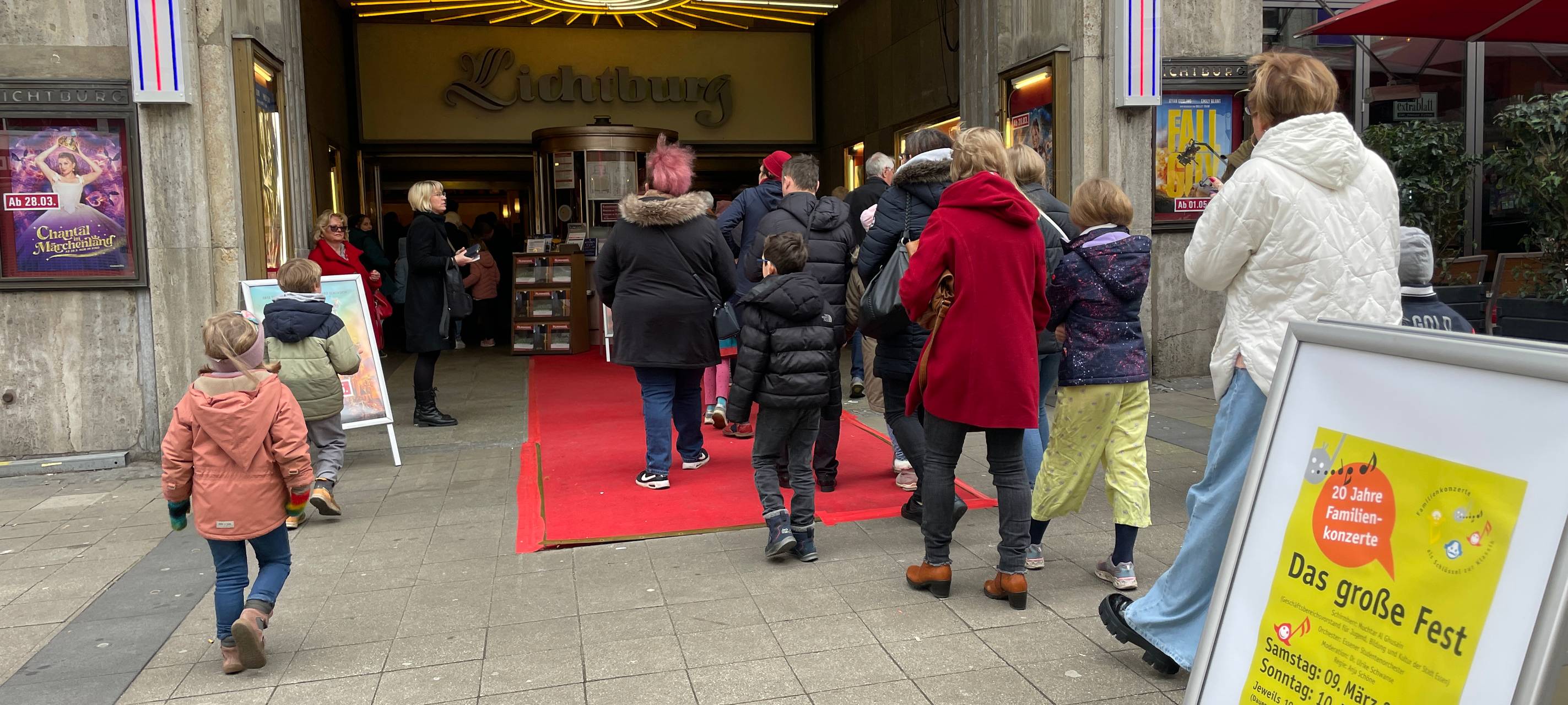 Schüler aus Essen spielen Konzert mit dem Essener Studienorchester