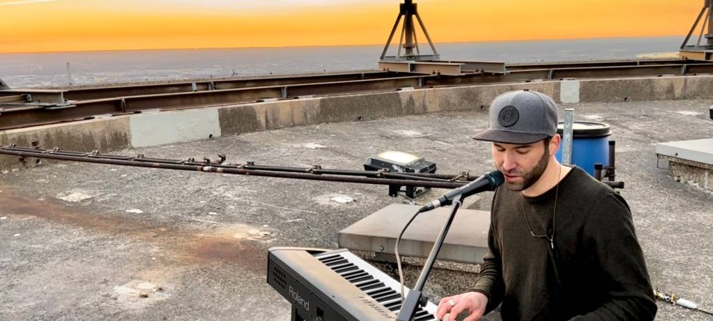 Vom Hinterhofkonzert auf die Feuerwehrleitern der Stadt