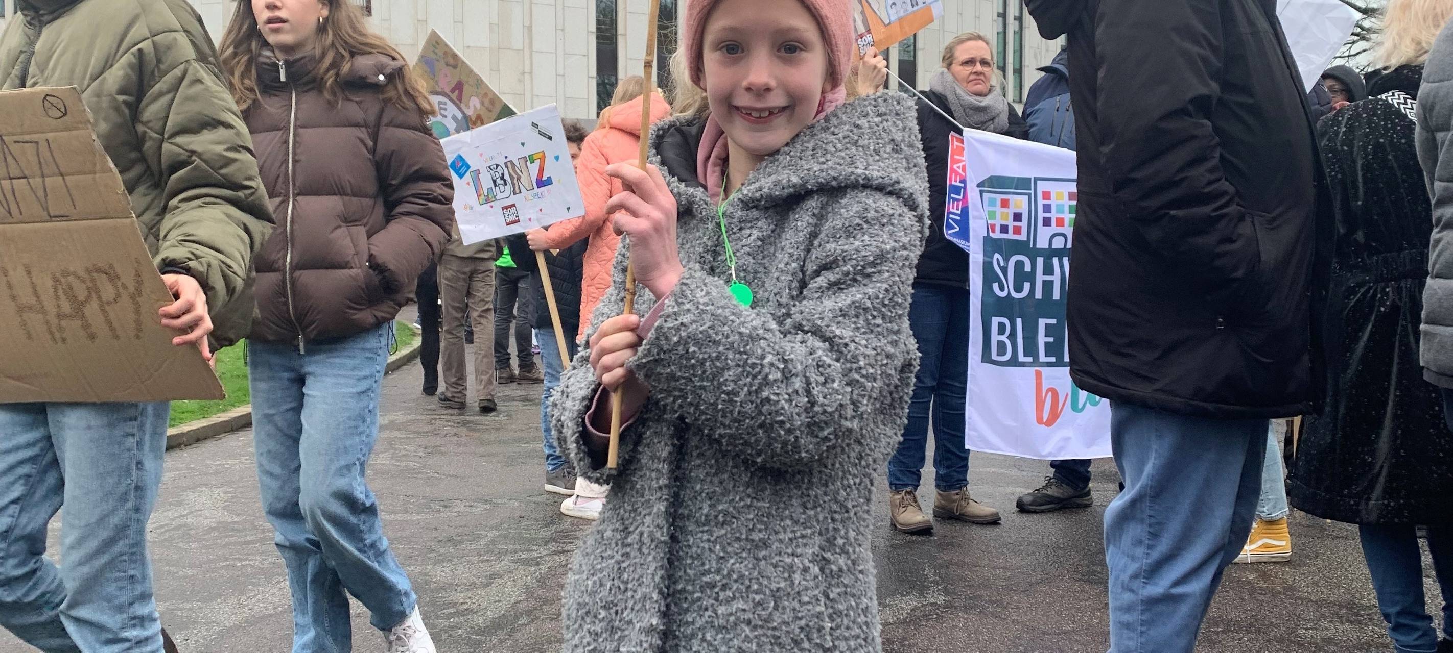 Demo in Essen: Tausende Schüler und Anwohner für Demokratie