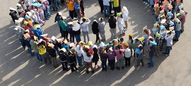 Grundschulen in Essen setzen buntes Zeichen gegen Rassismus