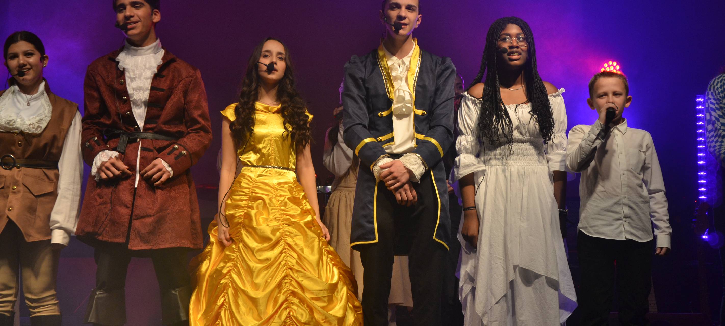 250 Schüler aus Essen geben ein XXL Konzert