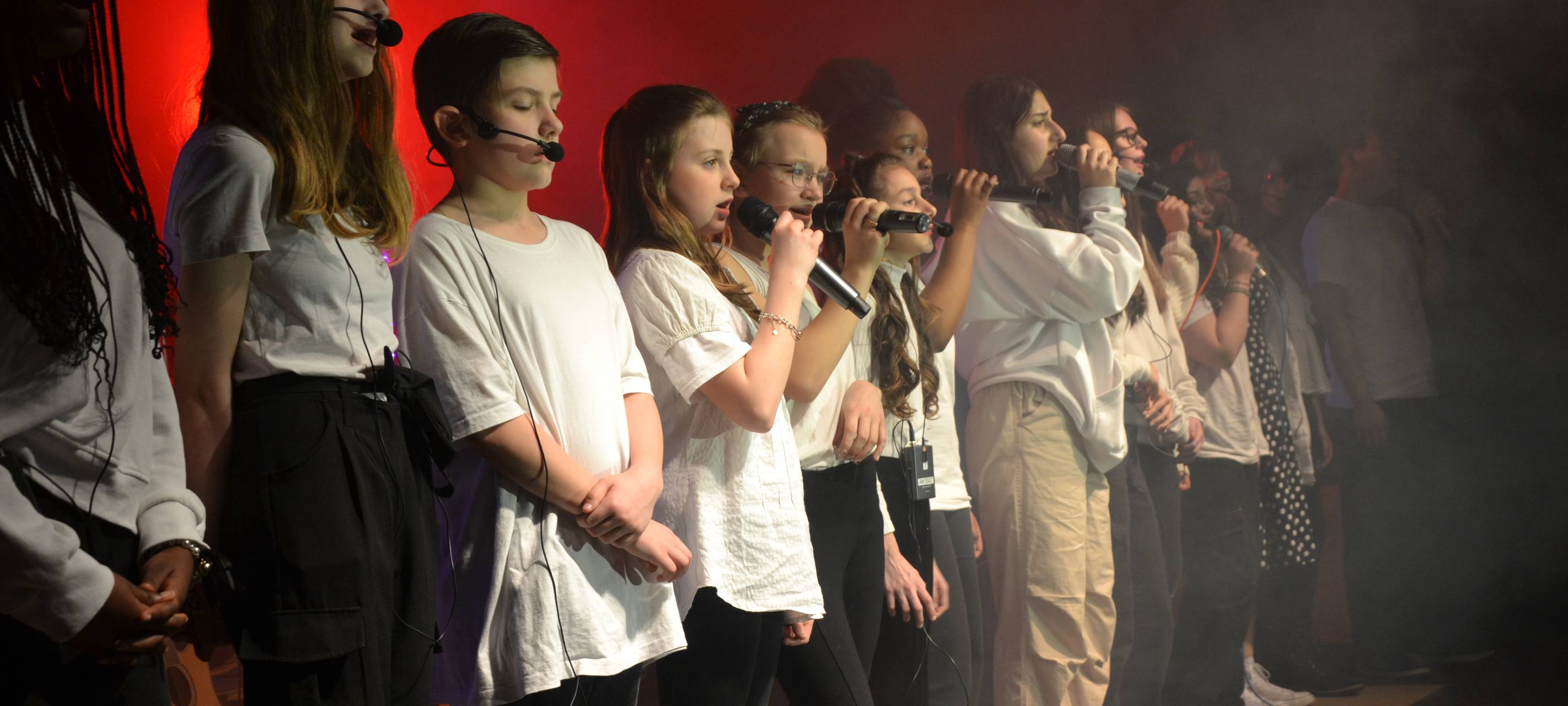 250 Schüler aus Essen geben ein XXL Konzert