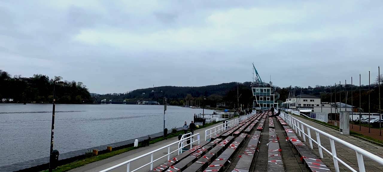 Stadt Essen baut Regattabühne am Baldeneysee neu