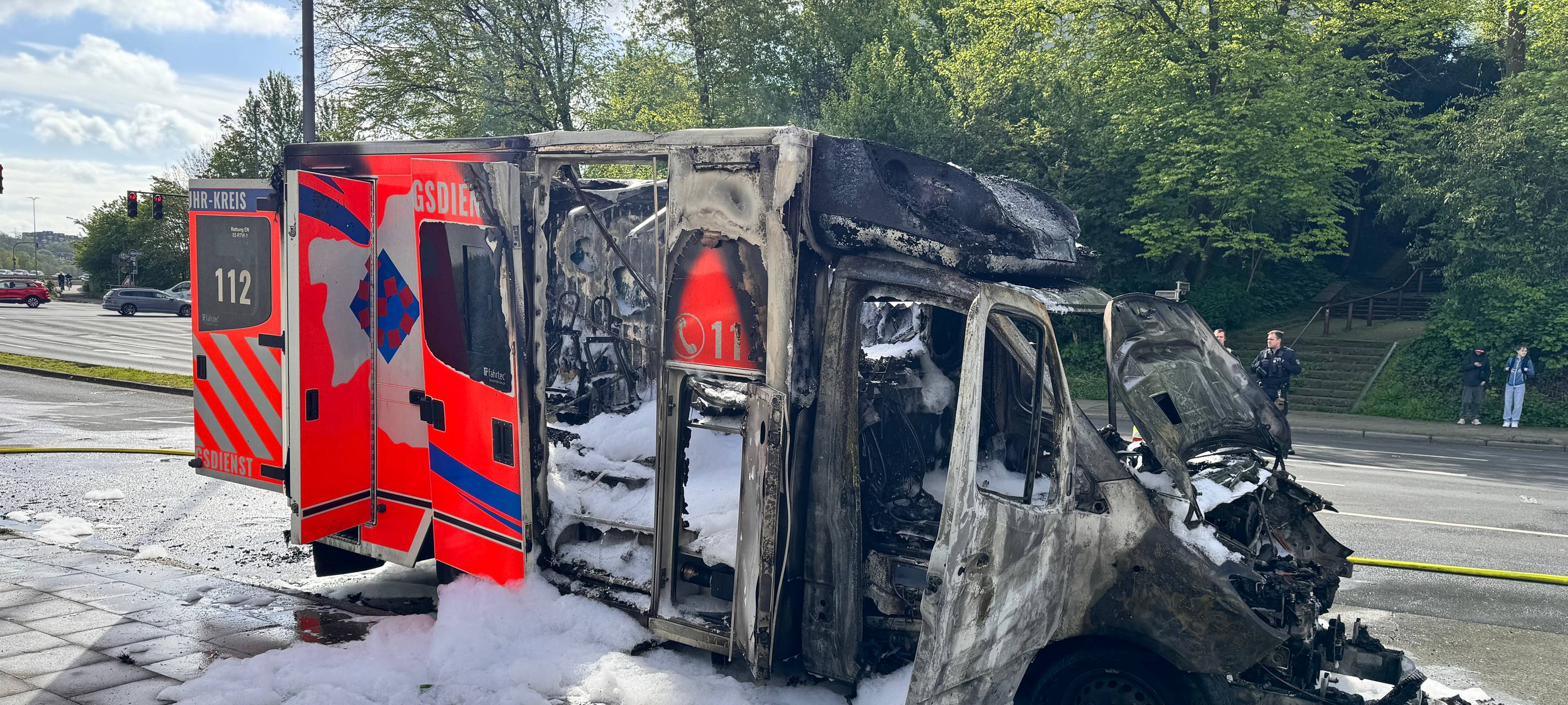 Rettungswagen in Essen brennt aus