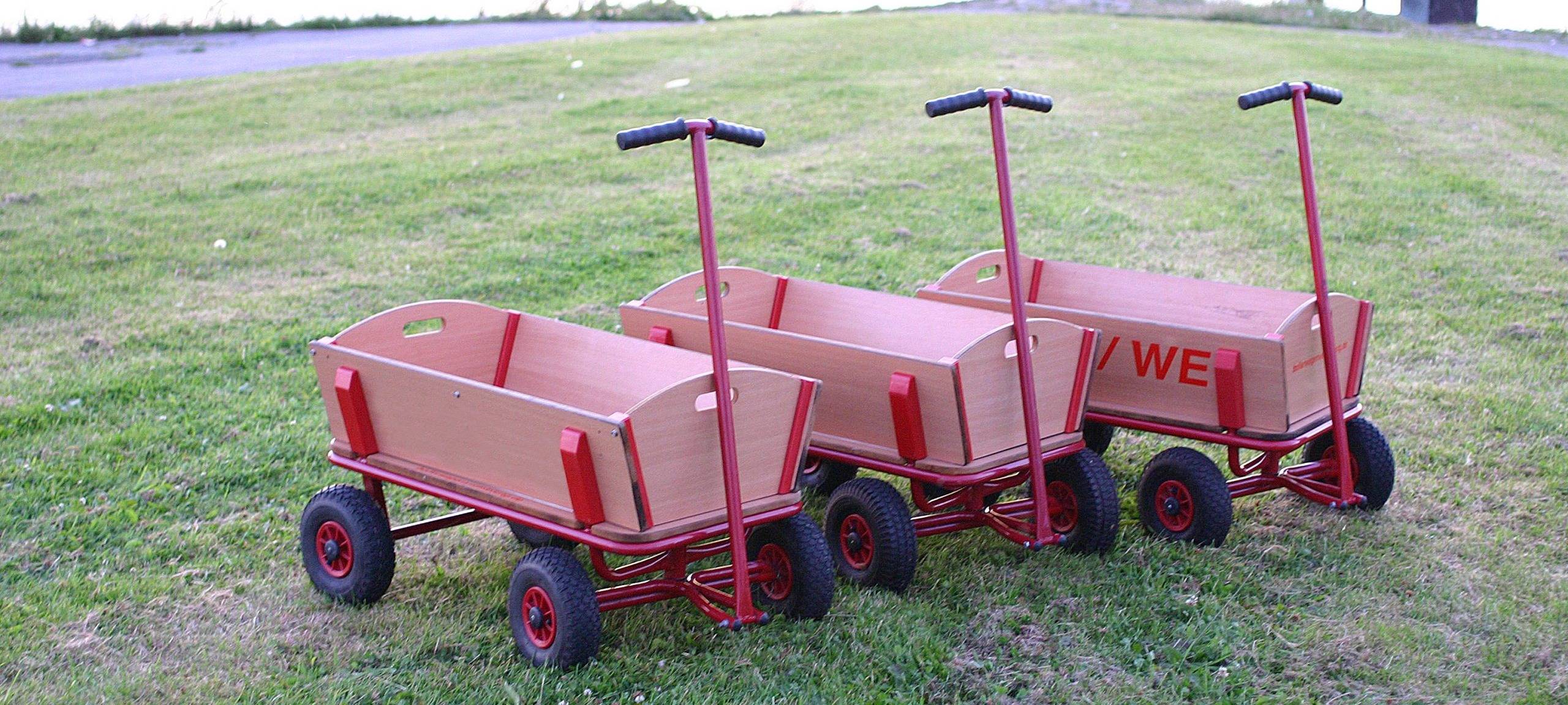 Der 1. Mai in Essen: Maifest, Bollerwagen und 99 Luftballons