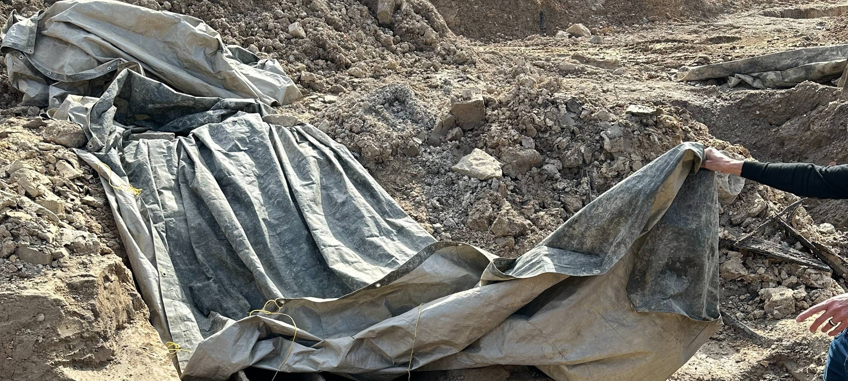 Baustelle in Essen: Schaufel stößt auf Sarg