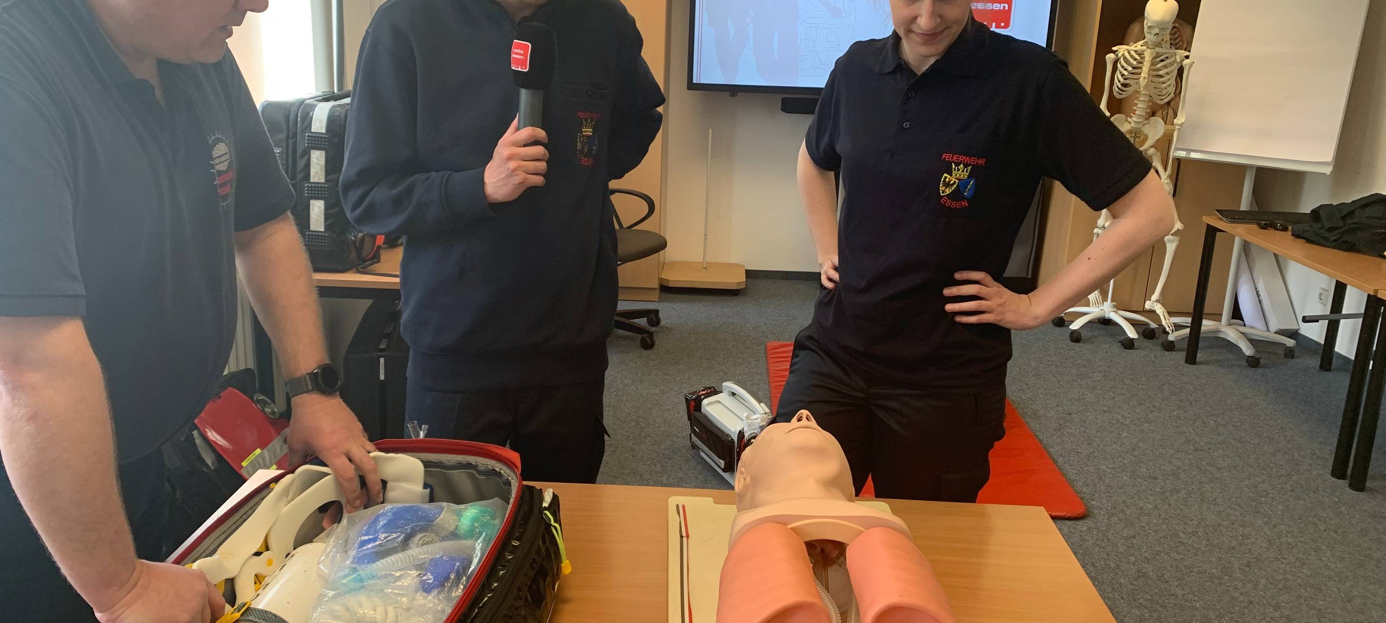 Das Radio Essen-Frühschicht-Praktikum - Moderatoren in Eurem Job