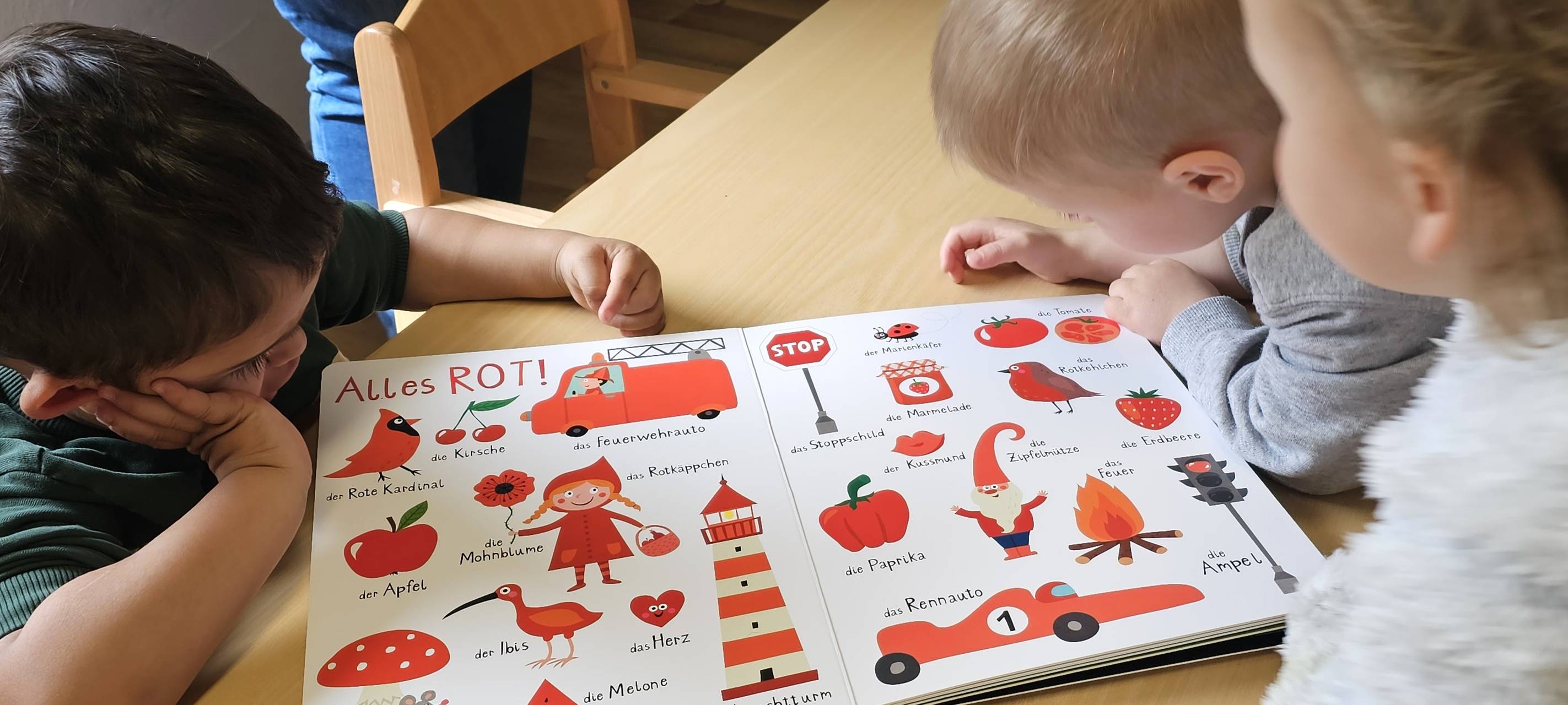 "Bunte Wochen" in Essen - Projekte in Kitas mit Farben