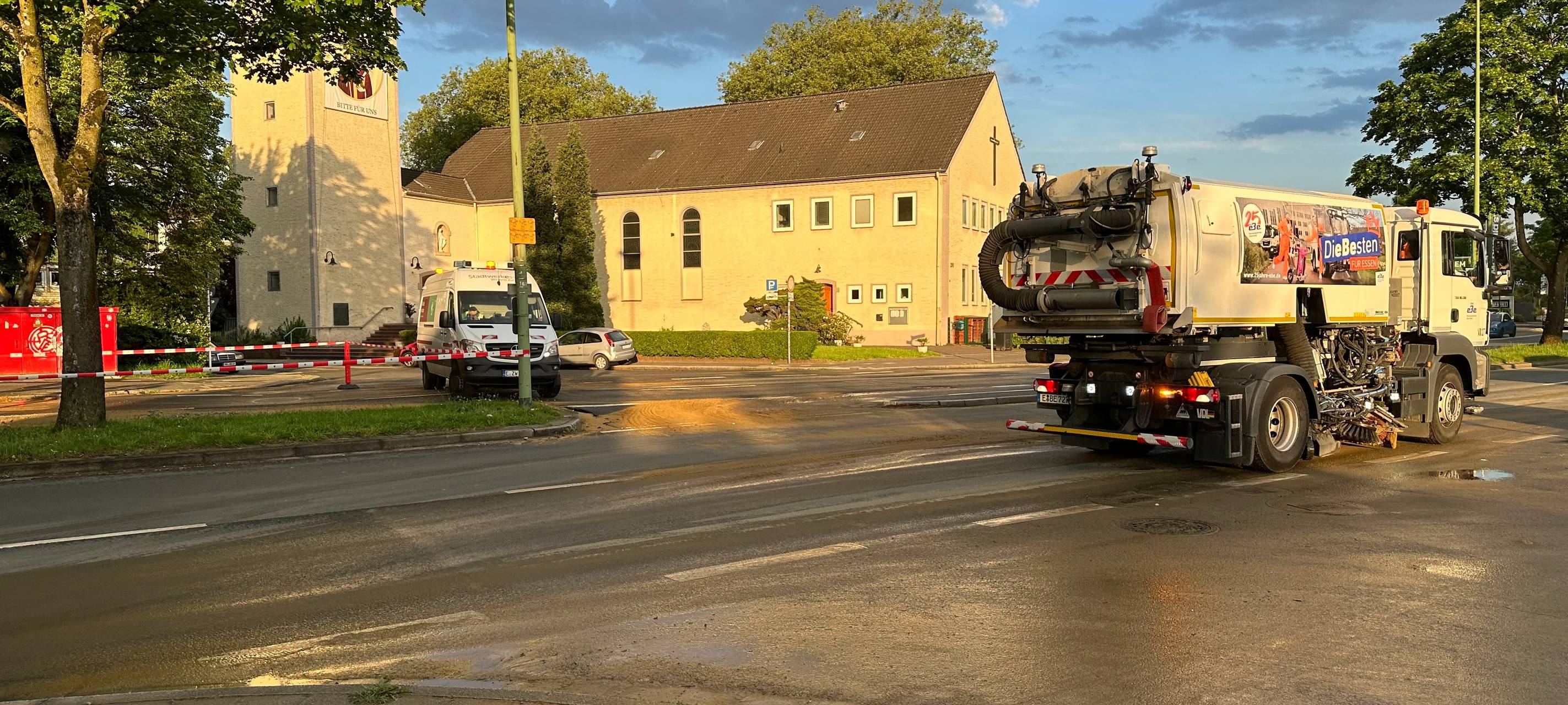 Wasserrohrbruch in Essen: Große Hauptstraße betroffen