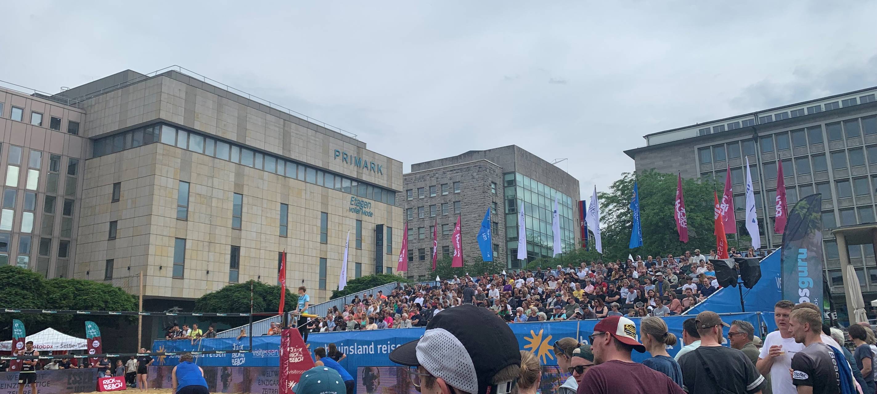Beach Week in Essen mit 750 Tonnen Sand
