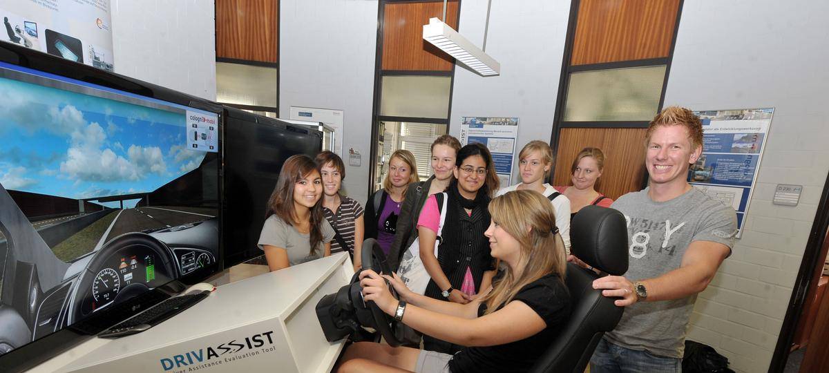 SommerUni für Schüler aus Essen - Anmeldung gestartet