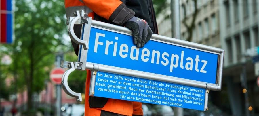 Friedensplatz in Essen bekommt Hinweistafel