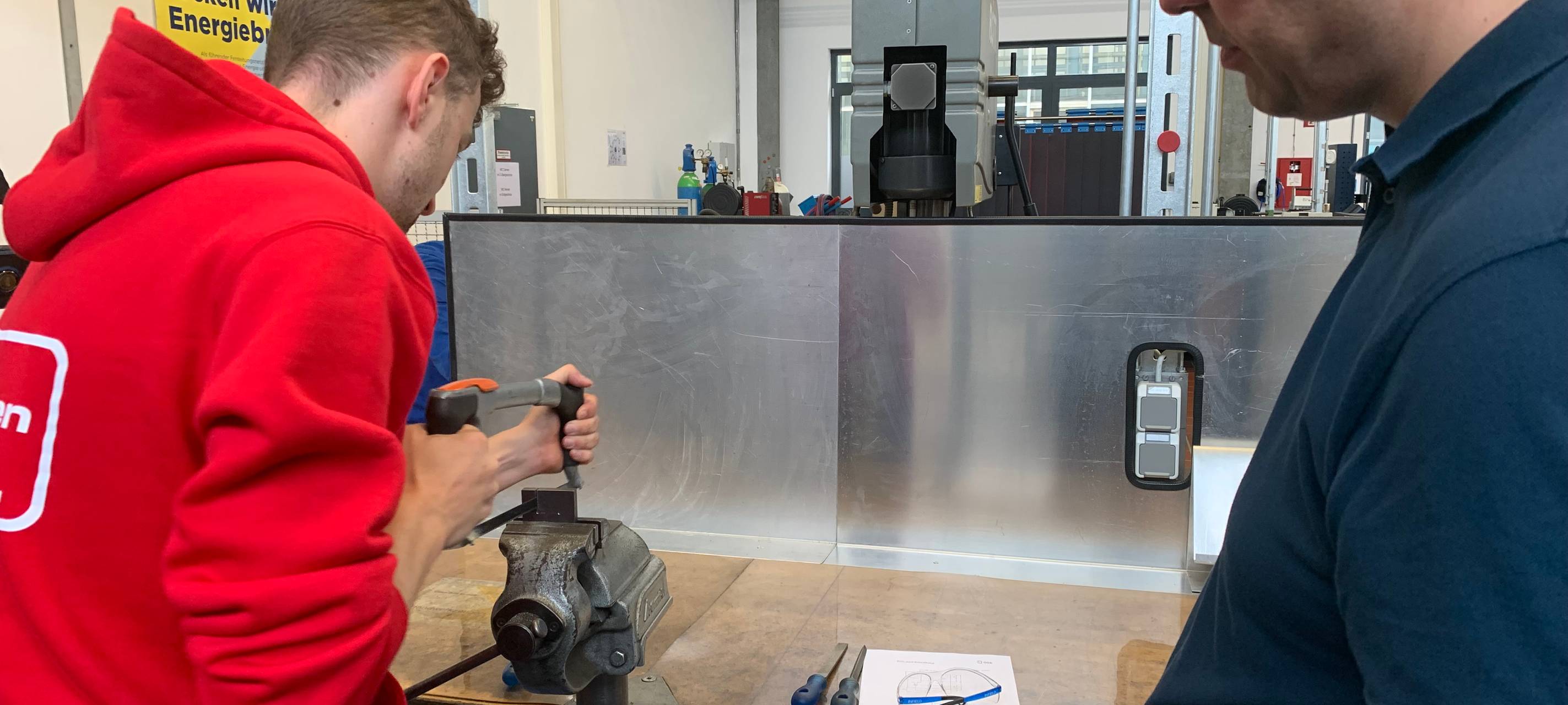 Das Radio Essen-Frühschicht-Praktikum - Moderatoren in Eurem Job