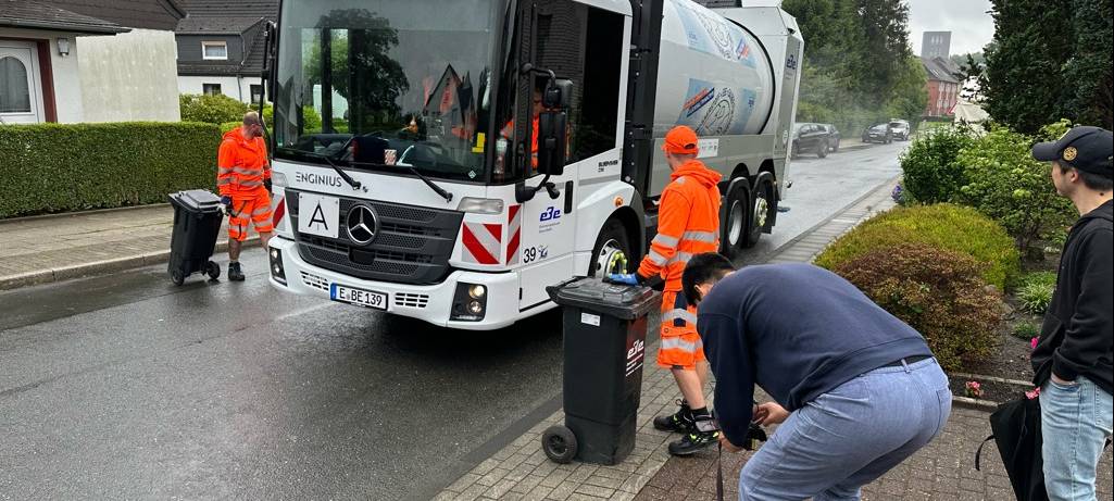 Müllwagen aus Essen bekommt Hauptrolle im Fernsehen in Südkorea