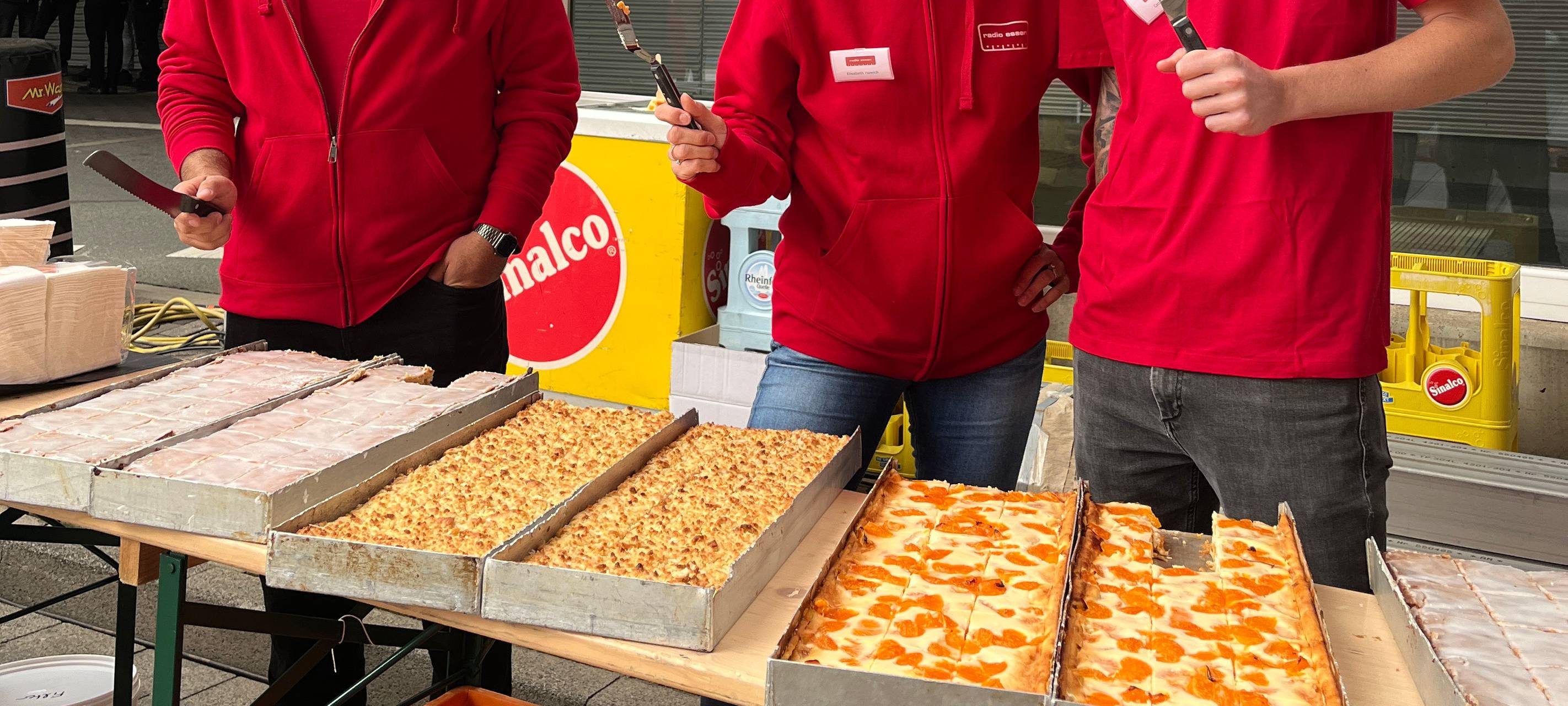 Der Radio Essen-Verkehrsmeldertag 2024: Zwischen Waschstraße und Kuchen-Buffet