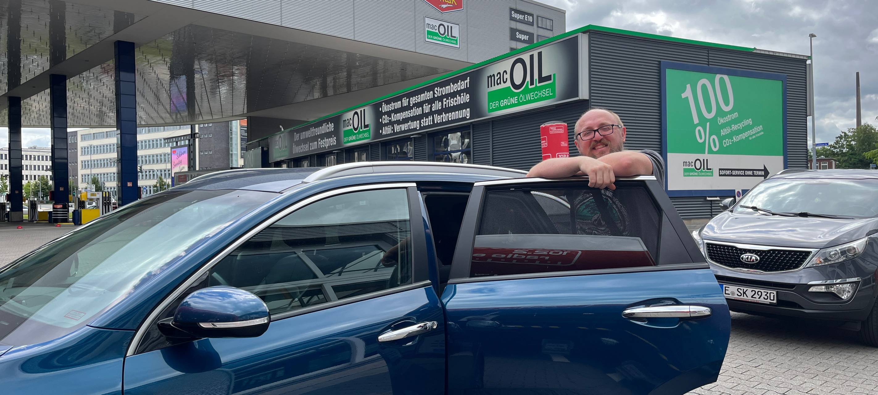 Der Radio Essen-Verkehrsmeldertag 2024: Zwischen Waschstraße und Kuchen-Buffet