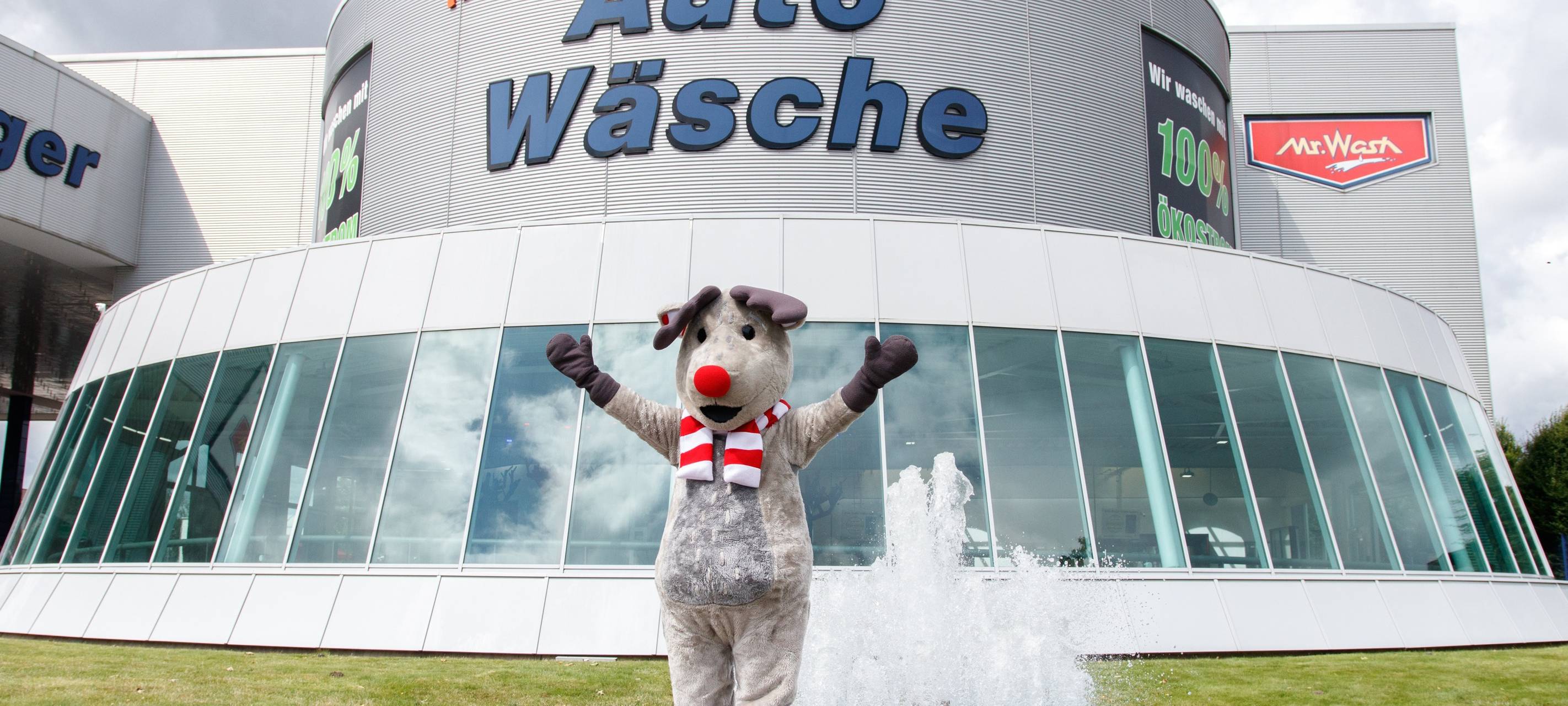 Der Radio Essen-Verkehrsmeldertag 2024: Zwischen Waschstraße und Kuchen-Buffet