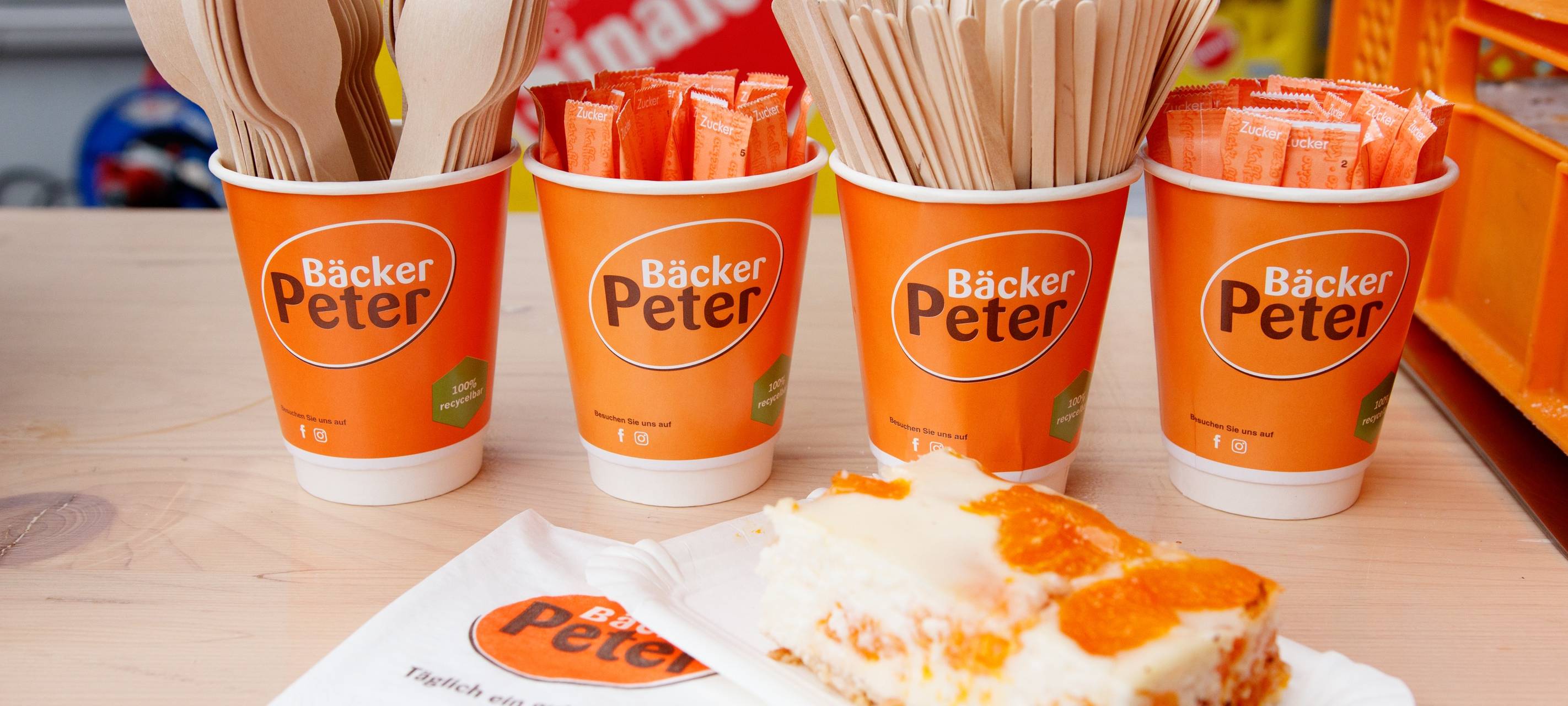 Der Radio Essen-Verkehrsmeldertag 2024: Zwischen Waschstraße und Kuchen-Buffet