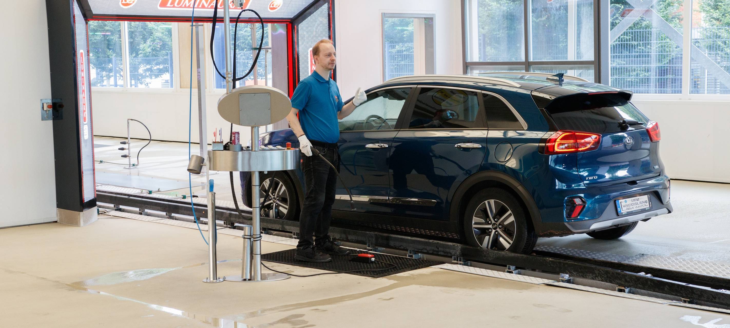 Der Radio Essen-Verkehrsmeldertag 2024: Zwischen Waschstraße und Kuchen-Buffet