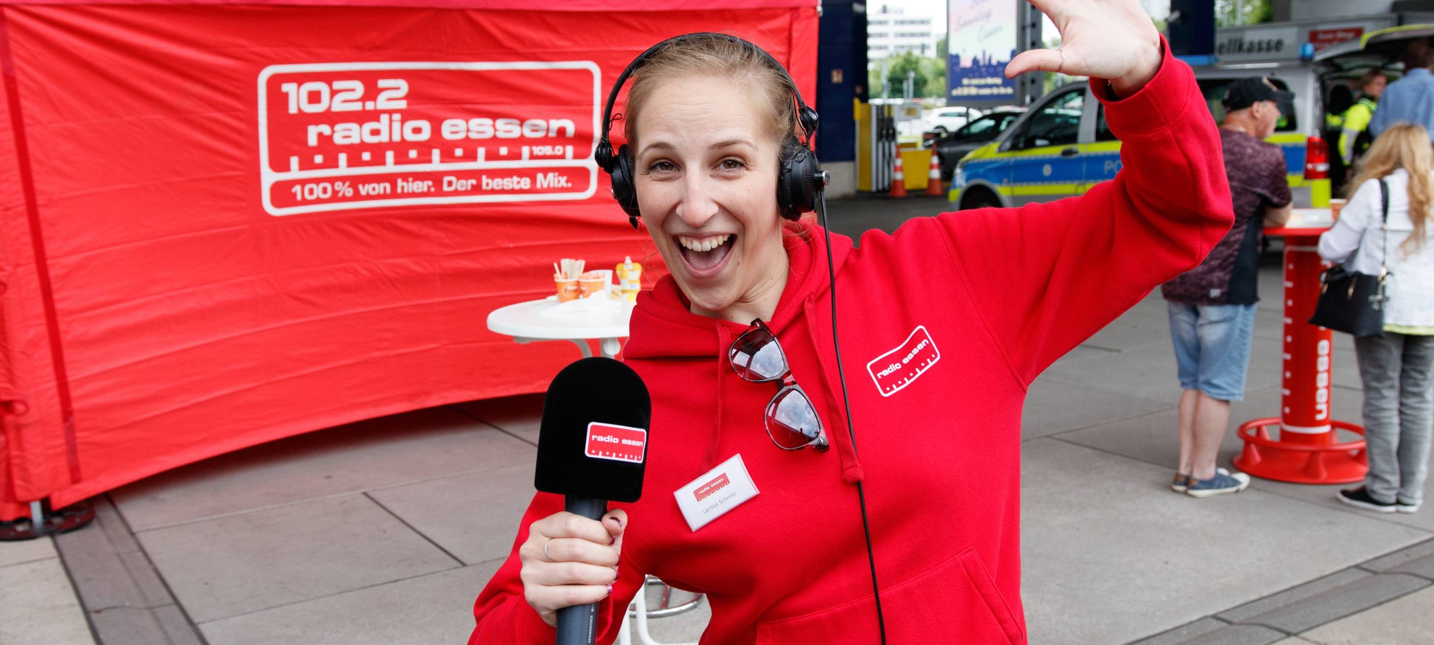 Der Radio Essen-Verkehrsmeldertag 2024: Zwischen Waschstraße und Kuchen-Buffet