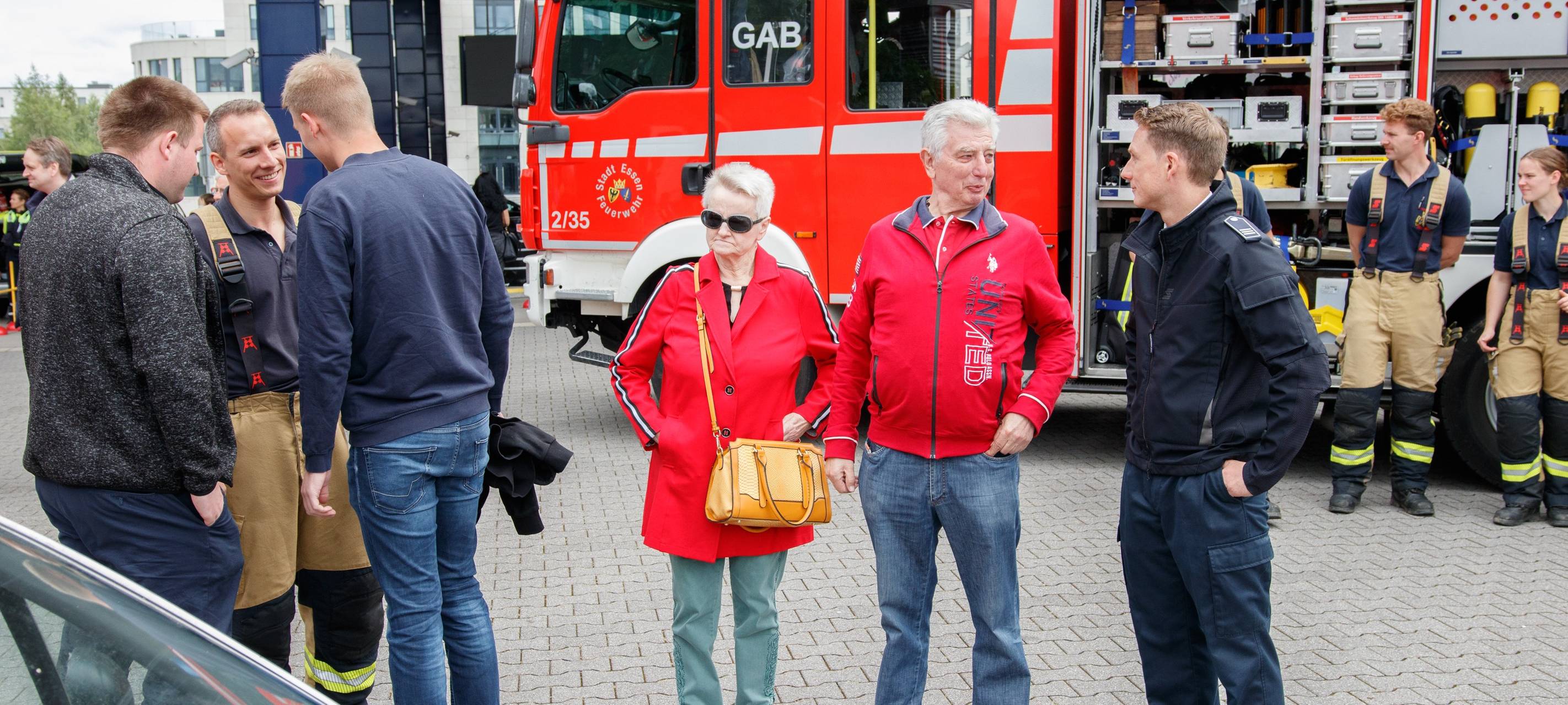 Der Radio Essen-Verkehrsmeldertag 2024: Zwischen Waschstraße und Kuchen-Buffet