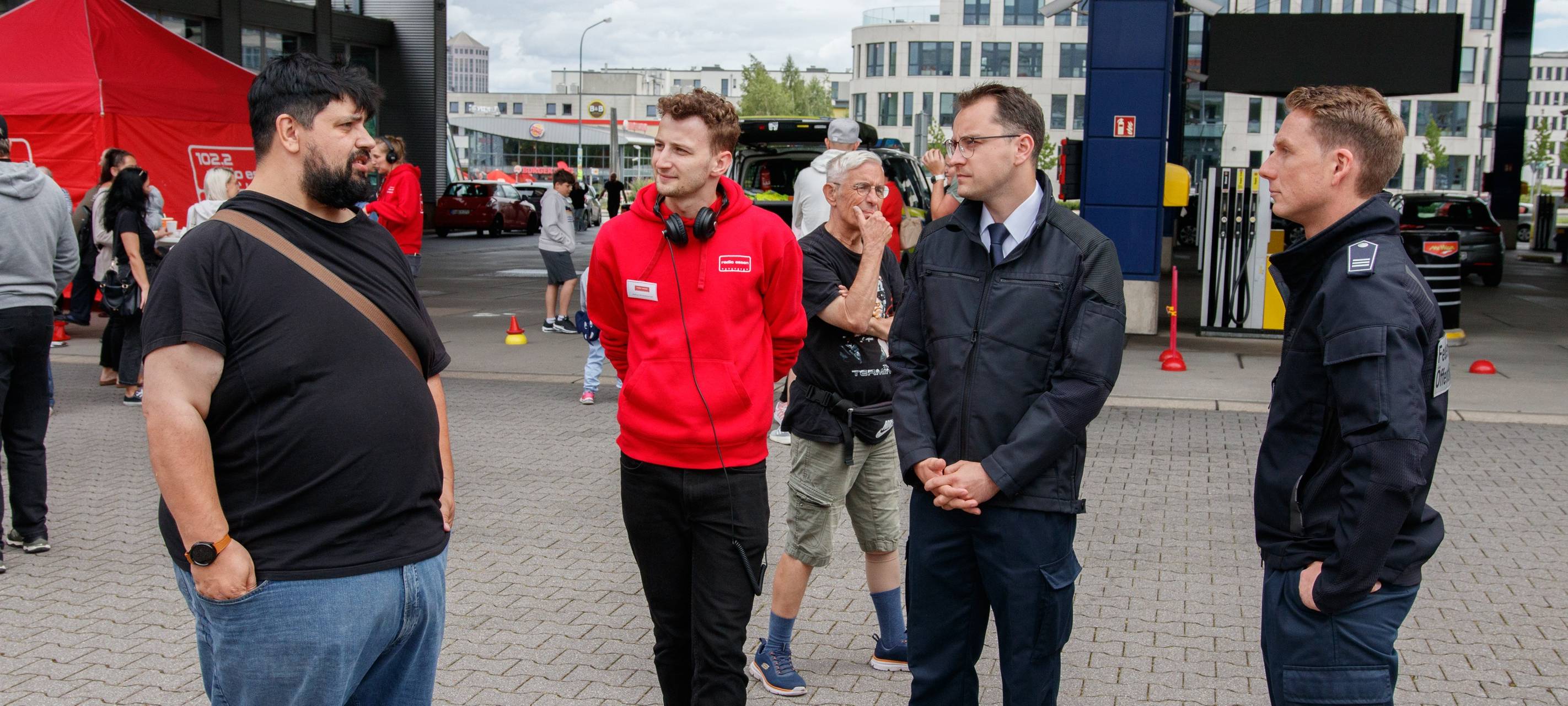 Der Radio Essen-Verkehrsmeldertag 2024: Zwischen Waschstraße und Kuchen-Buffet