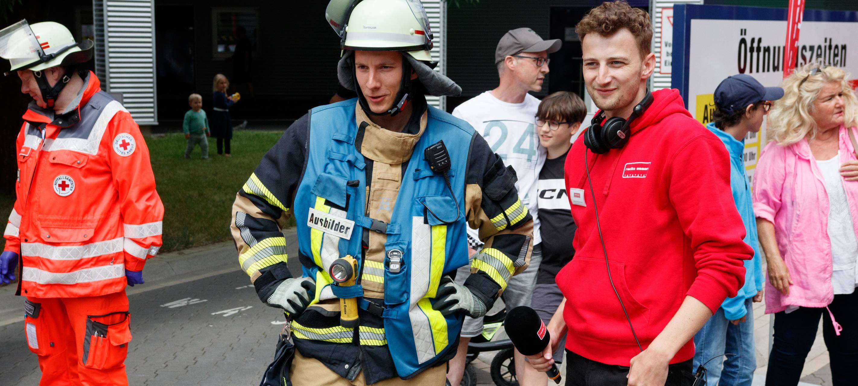 Der Radio Essen-Verkehrsmeldertag 2024: Zwischen Waschstraße und Kuchen-Buffet