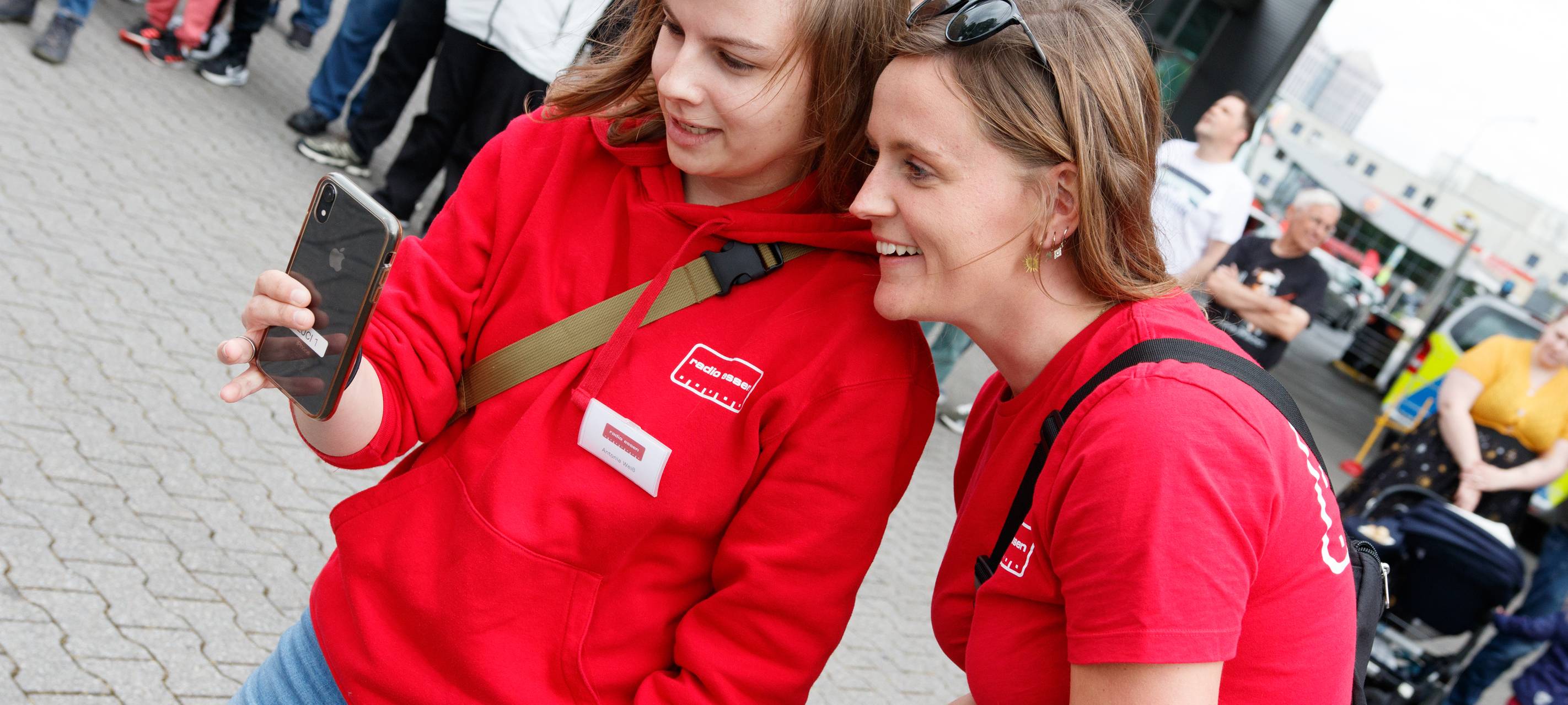 Der Radio Essen-Verkehrsmeldertag 2024: Zwischen Waschstraße und Kuchen-Buffet