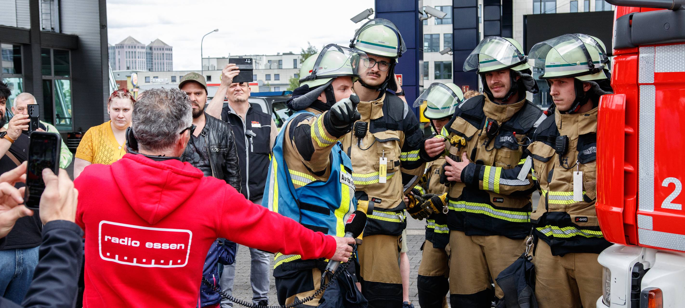 Der Radio Essen-Verkehrsmeldertag 2024: Zwischen Waschstraße und Kuchen-Buffet