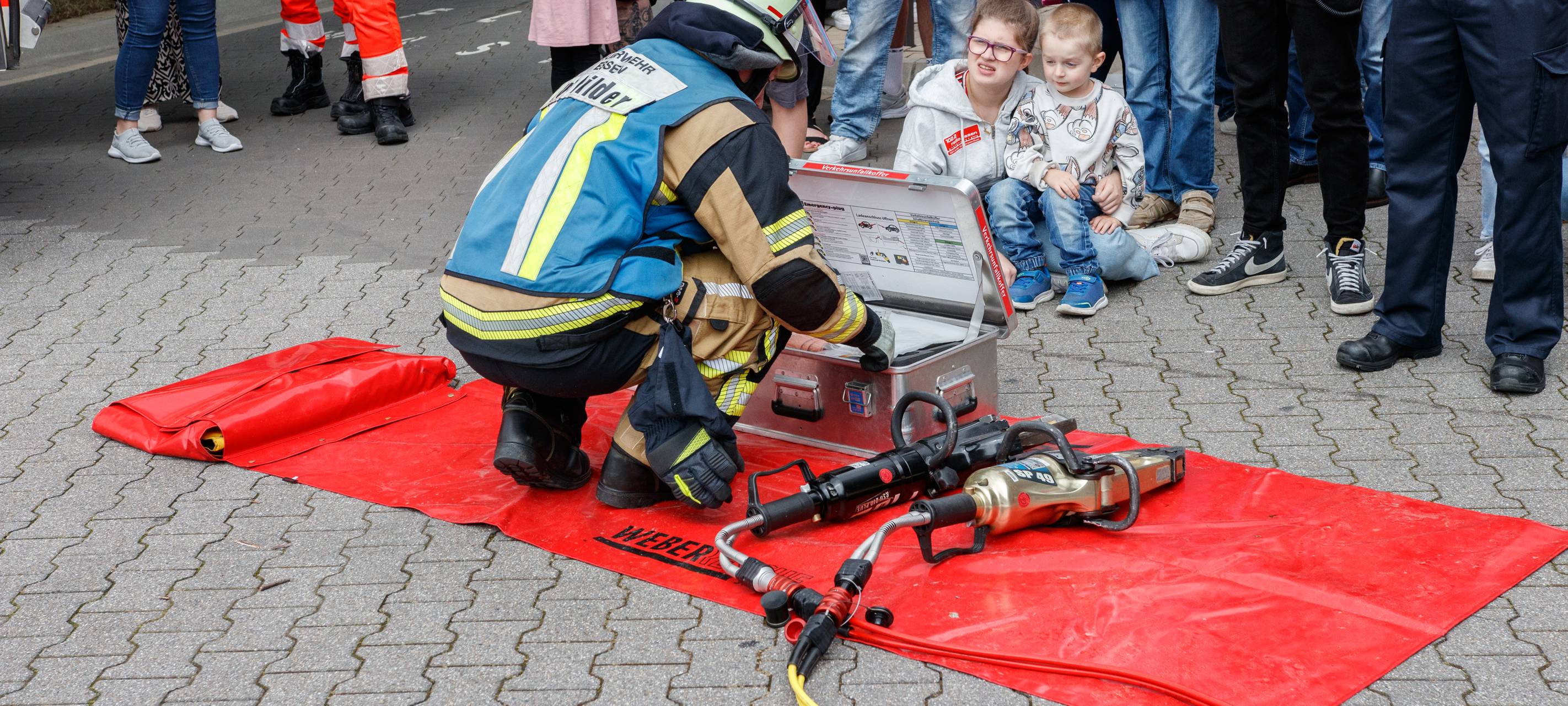 Der Radio Essen-Verkehrsmeldertag 2024: Zwischen Waschstraße und Kuchen-Buffet