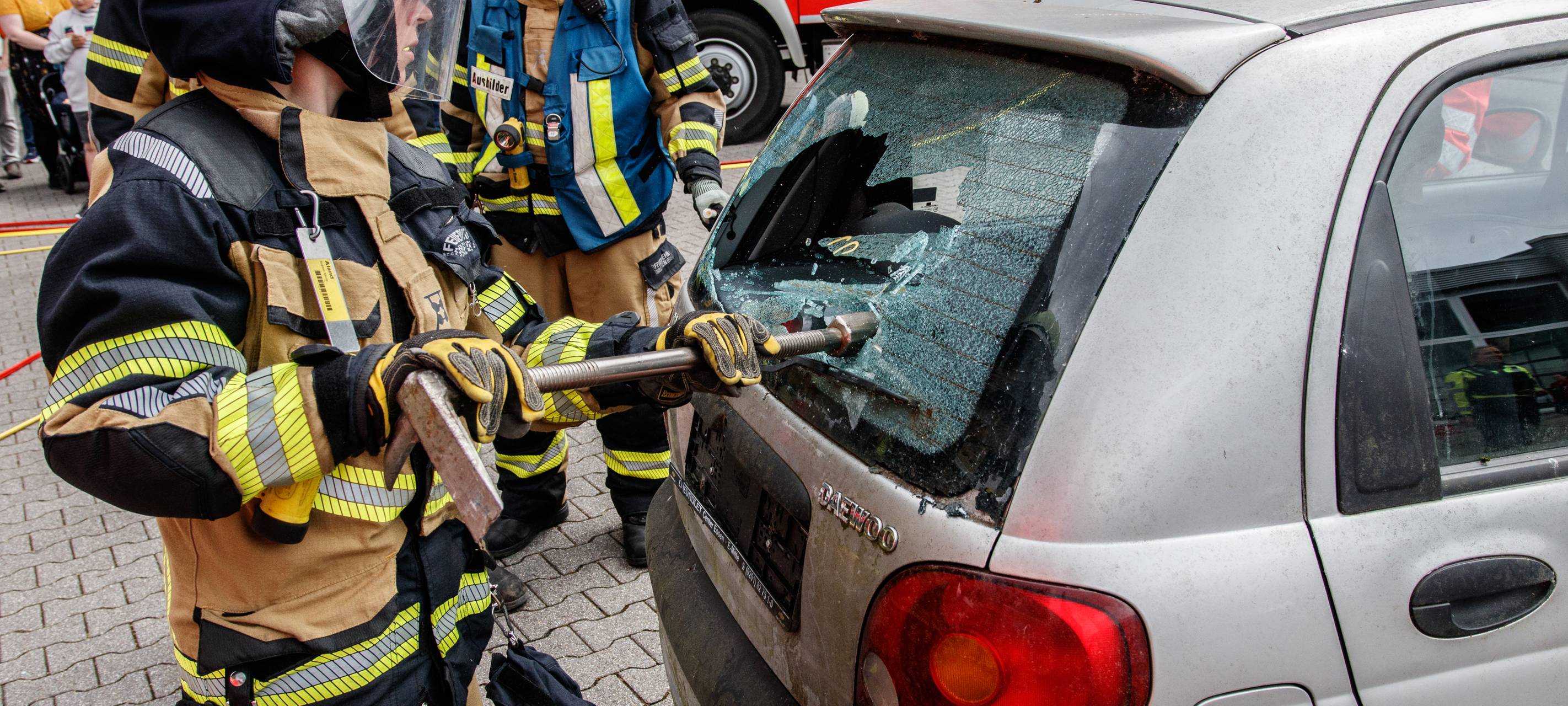 Der Radio Essen-Verkehrsmeldertag 2024: Zwischen Waschstraße und Kuchen-Buffet