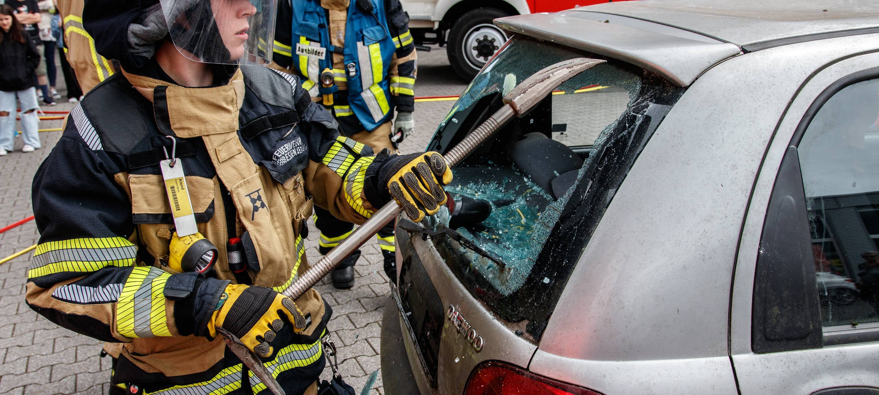 Der Radio Essen-Verkehrsmeldertag 2024: Zwischen Waschstraße und Kuchen-Buffet