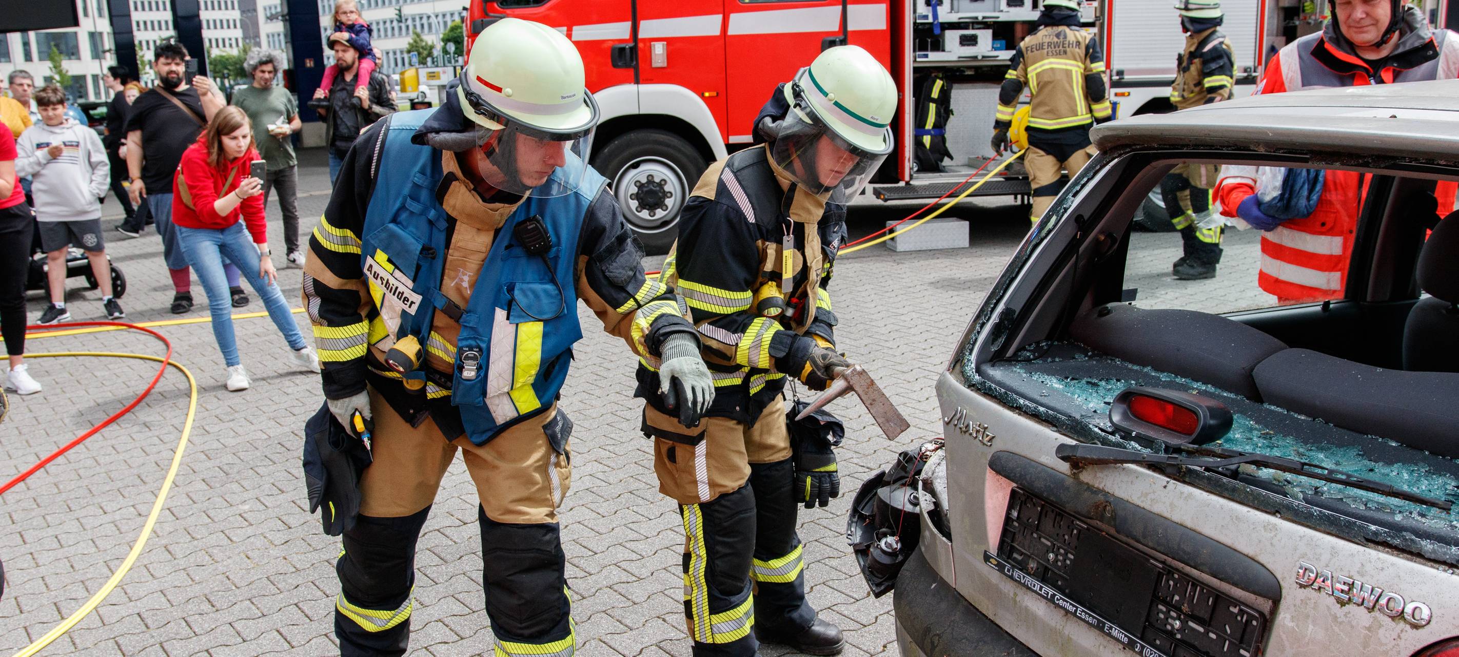 Der Radio Essen-Verkehrsmeldertag 2024: Zwischen Waschstraße und Kuchen-Buffet