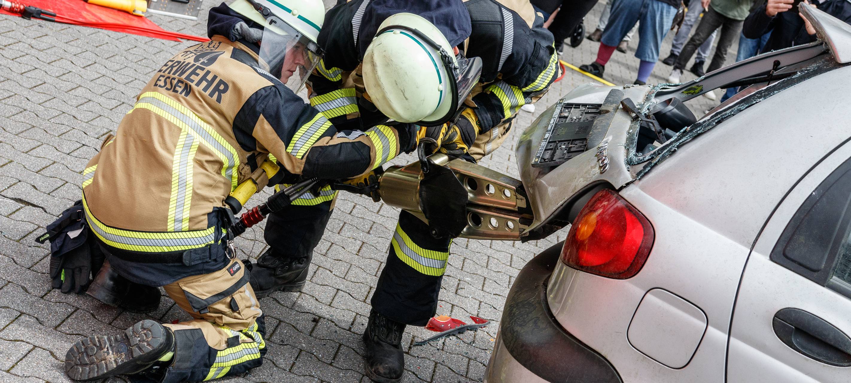 Der Radio Essen-Verkehrsmeldertag 2024: Zwischen Waschstraße und Kuchen-Buffet