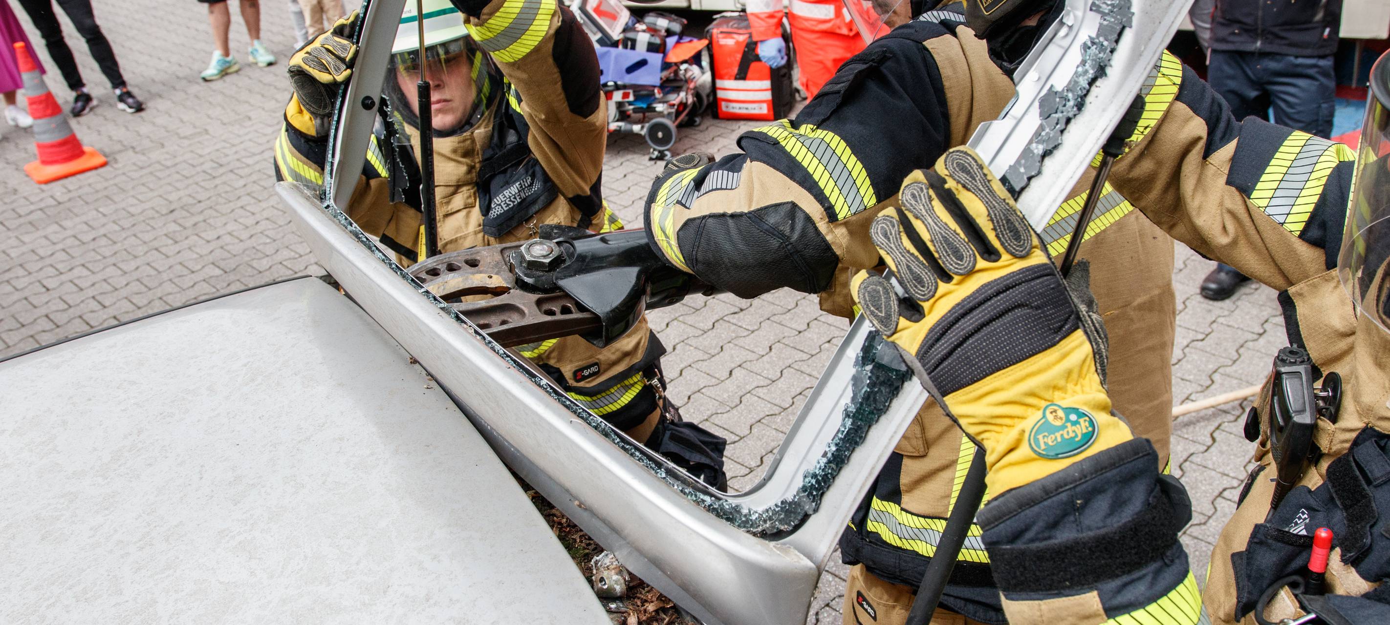 Der Radio Essen-Verkehrsmeldertag 2024: Zwischen Waschstraße und Kuchen-Buffet