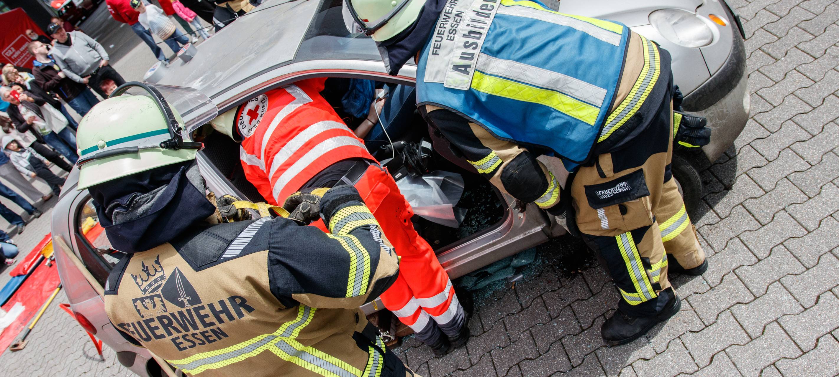 Der Radio Essen-Verkehrsmeldertag 2024: Zwischen Waschstraße und Kuchen-Buffet