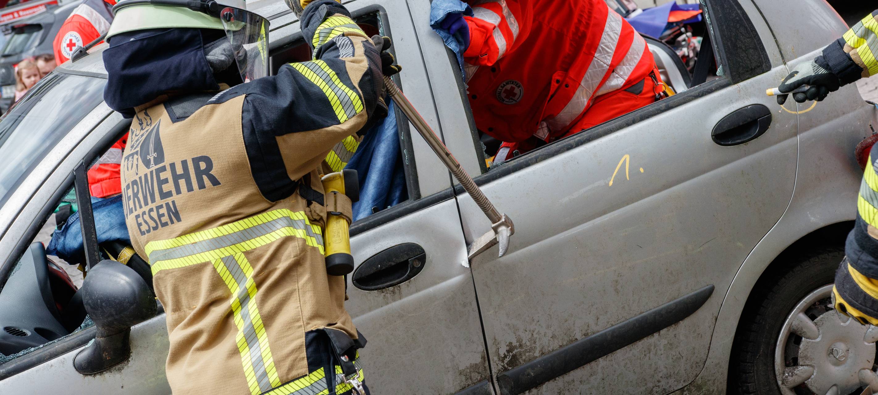 Der Radio Essen-Verkehrsmeldertag 2024: Zwischen Waschstraße und Kuchen-Buffet