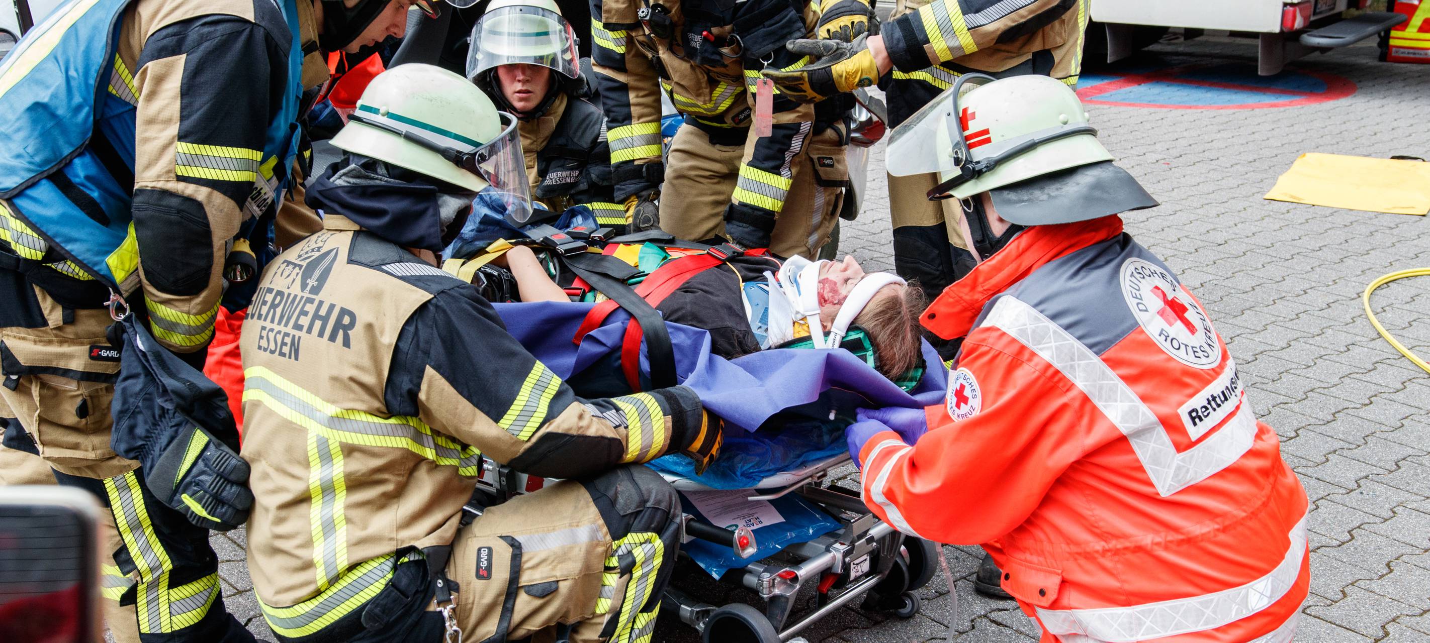 Der Radio Essen-Verkehrsmeldertag 2024: Zwischen Waschstraße und Kuchen-Buffet