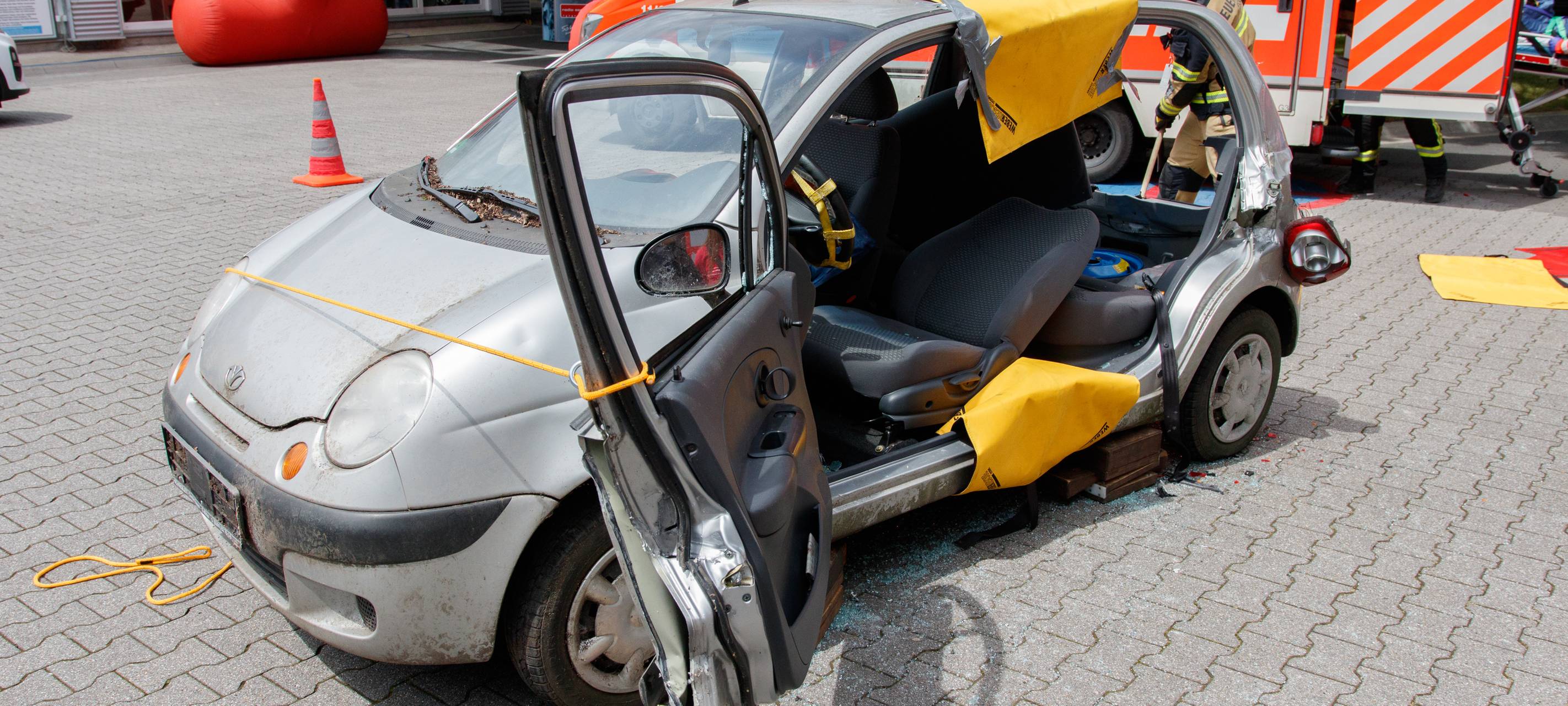 Der Radio Essen-Verkehrsmeldertag 2024: Zwischen Waschstraße und Kuchen-Buffet