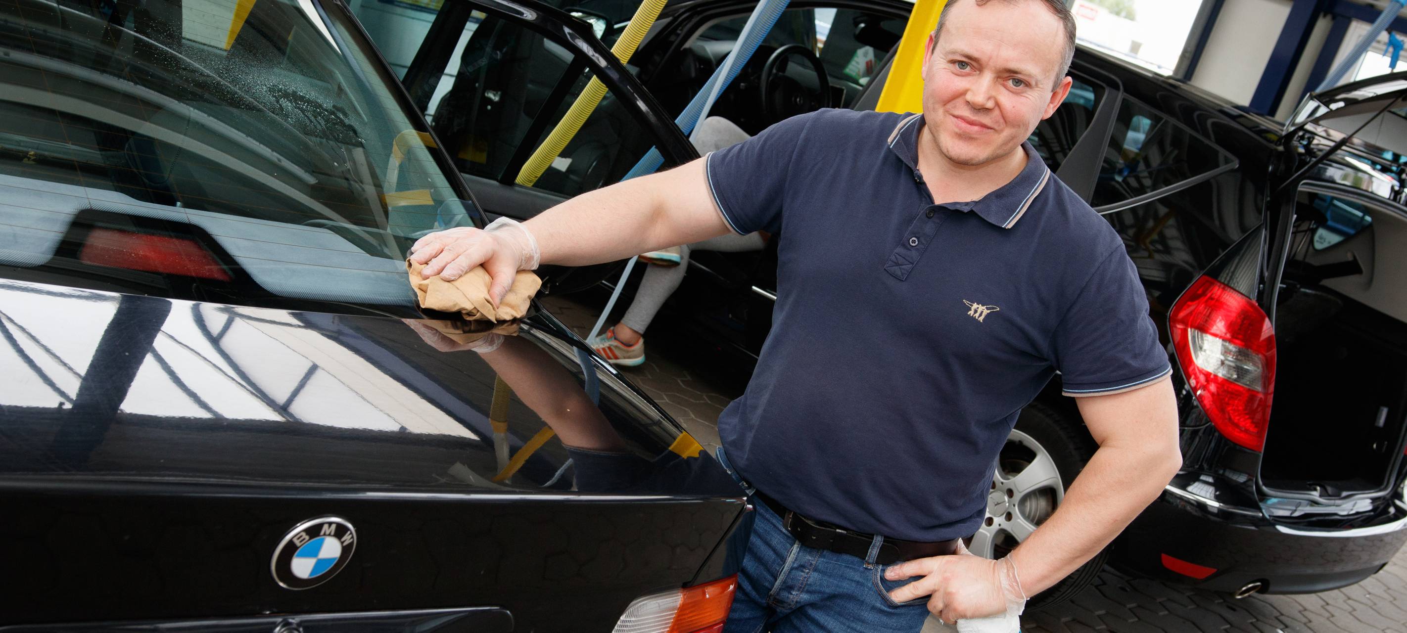 Der Radio Essen-Verkehrsmeldertag 2024: Zwischen Waschstraße und Kuchen-Buffet