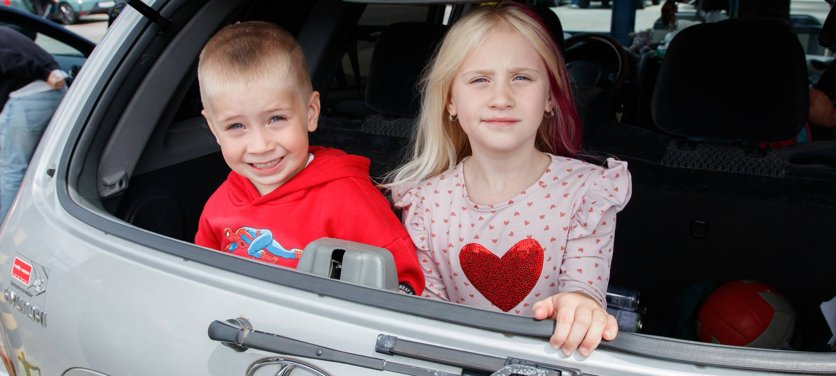 Der Radio Essen-Verkehrsmeldertag 2024: Zwischen Waschstraße und Kuchen-Buffet