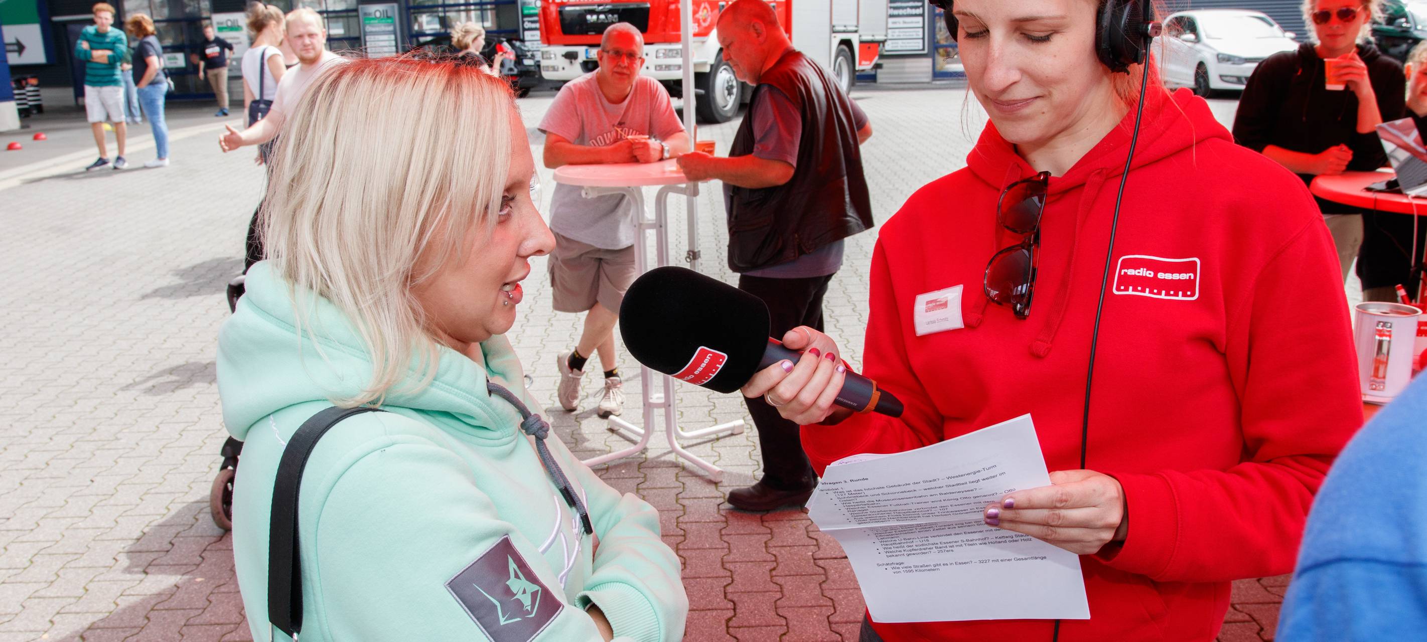 Der Radio Essen-Verkehrsmeldertag 2024: Zwischen Waschstraße und Kuchen-Buffet