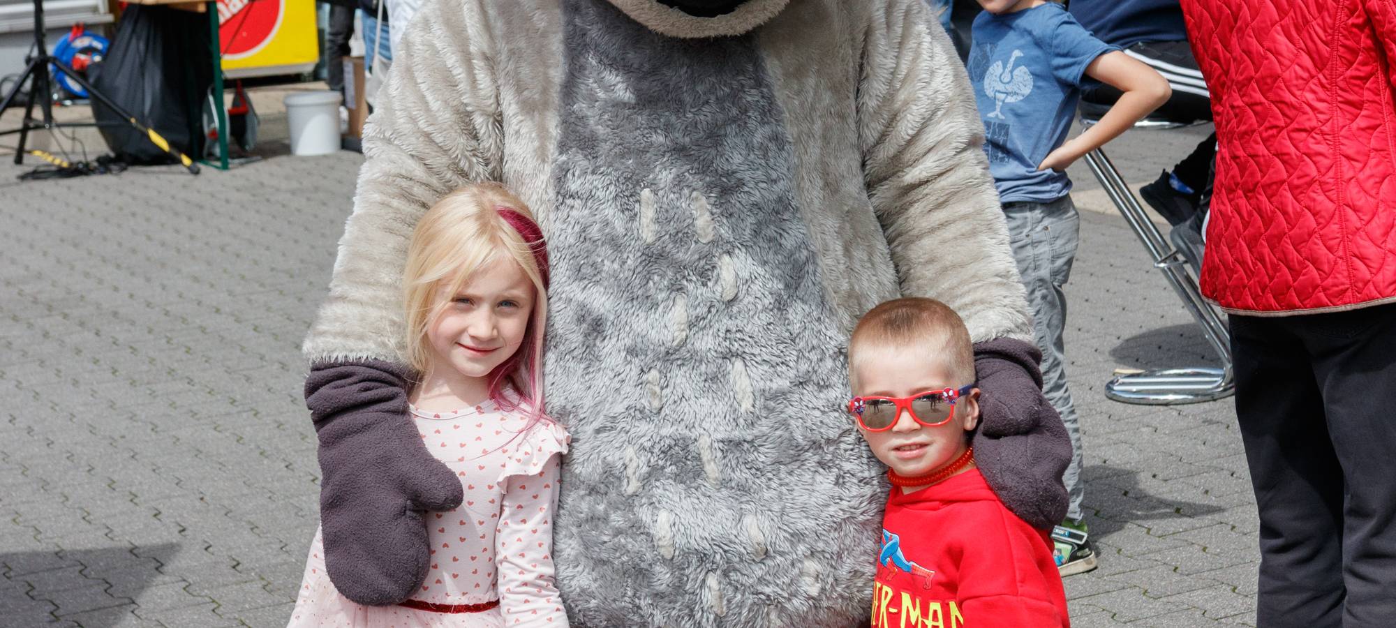 Der Radio Essen-Verkehrsmeldertag 2024: Zwischen Waschstraße und Kuchen-Buffet
