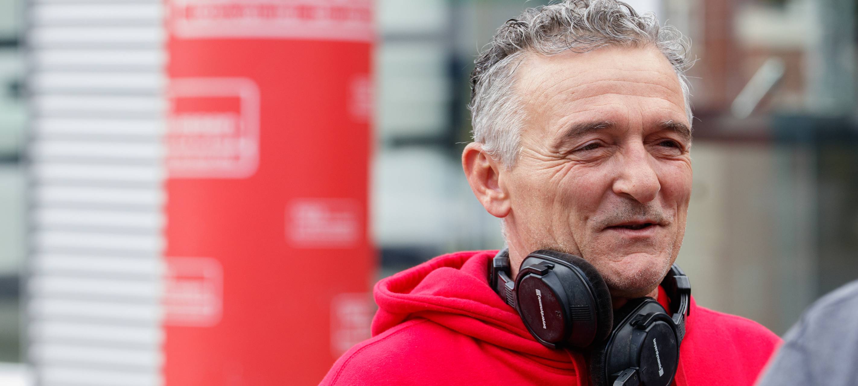 Der Radio Essen-Verkehrsmeldertag 2024: Zwischen Waschstraße und Kuchen-Buffet