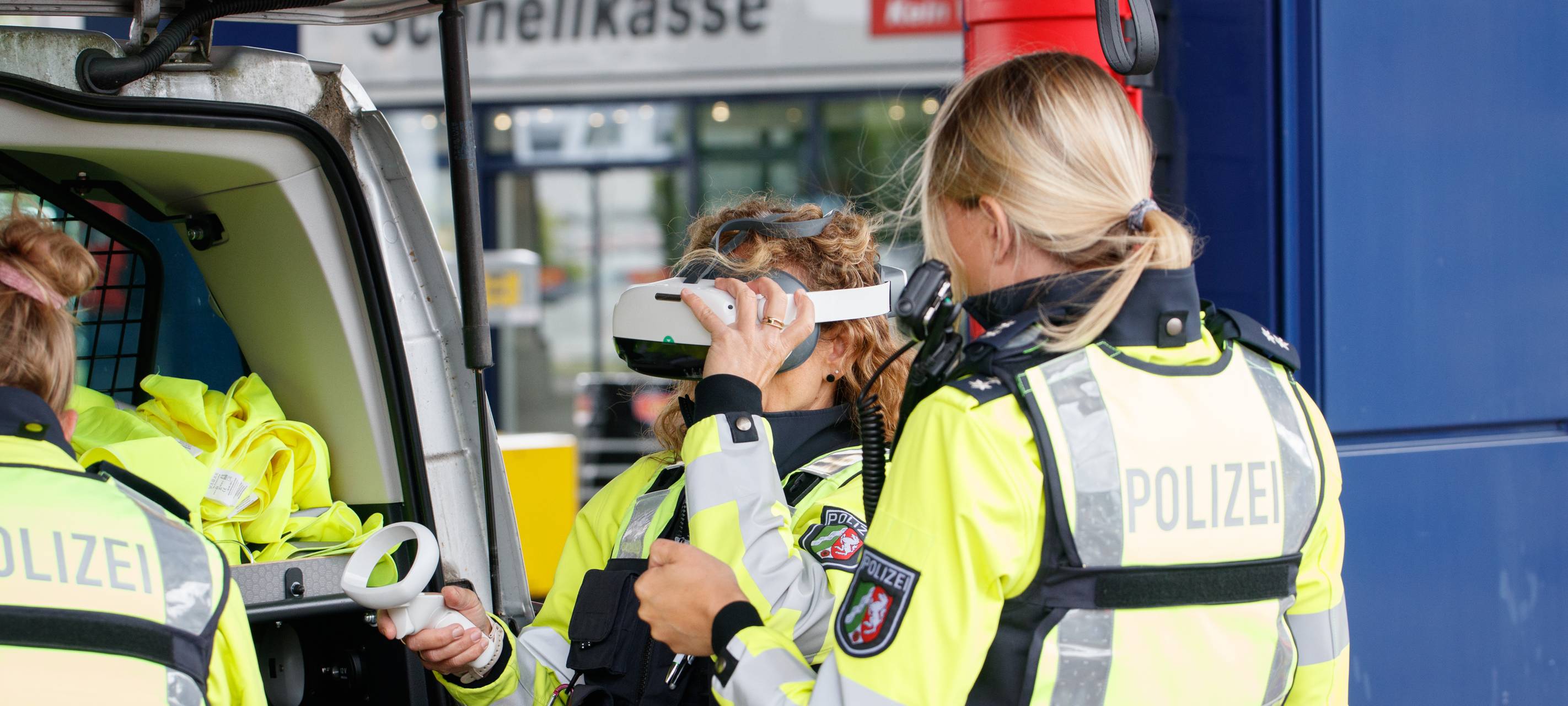 Der Radio Essen-Verkehrsmeldertag 2024: Zwischen Waschstraße und Kuchen-Buffet